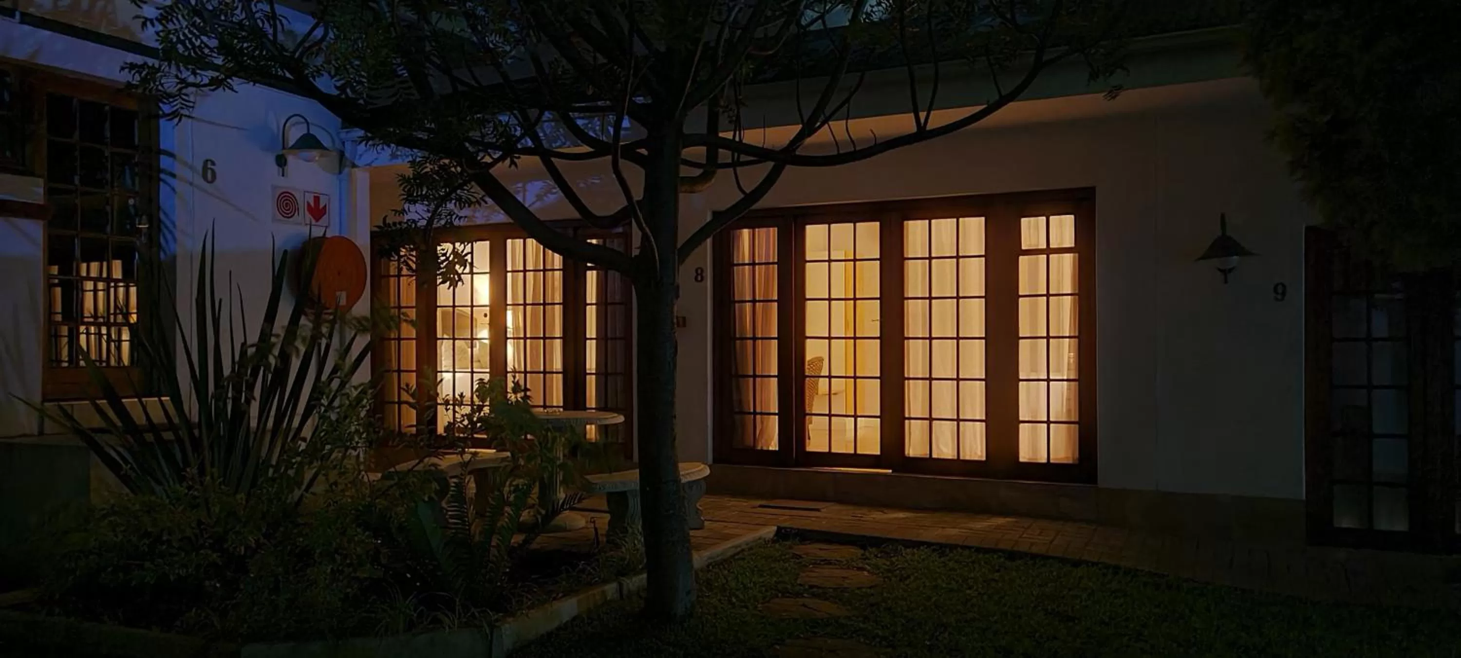 Property building in Shonalanga Lodge