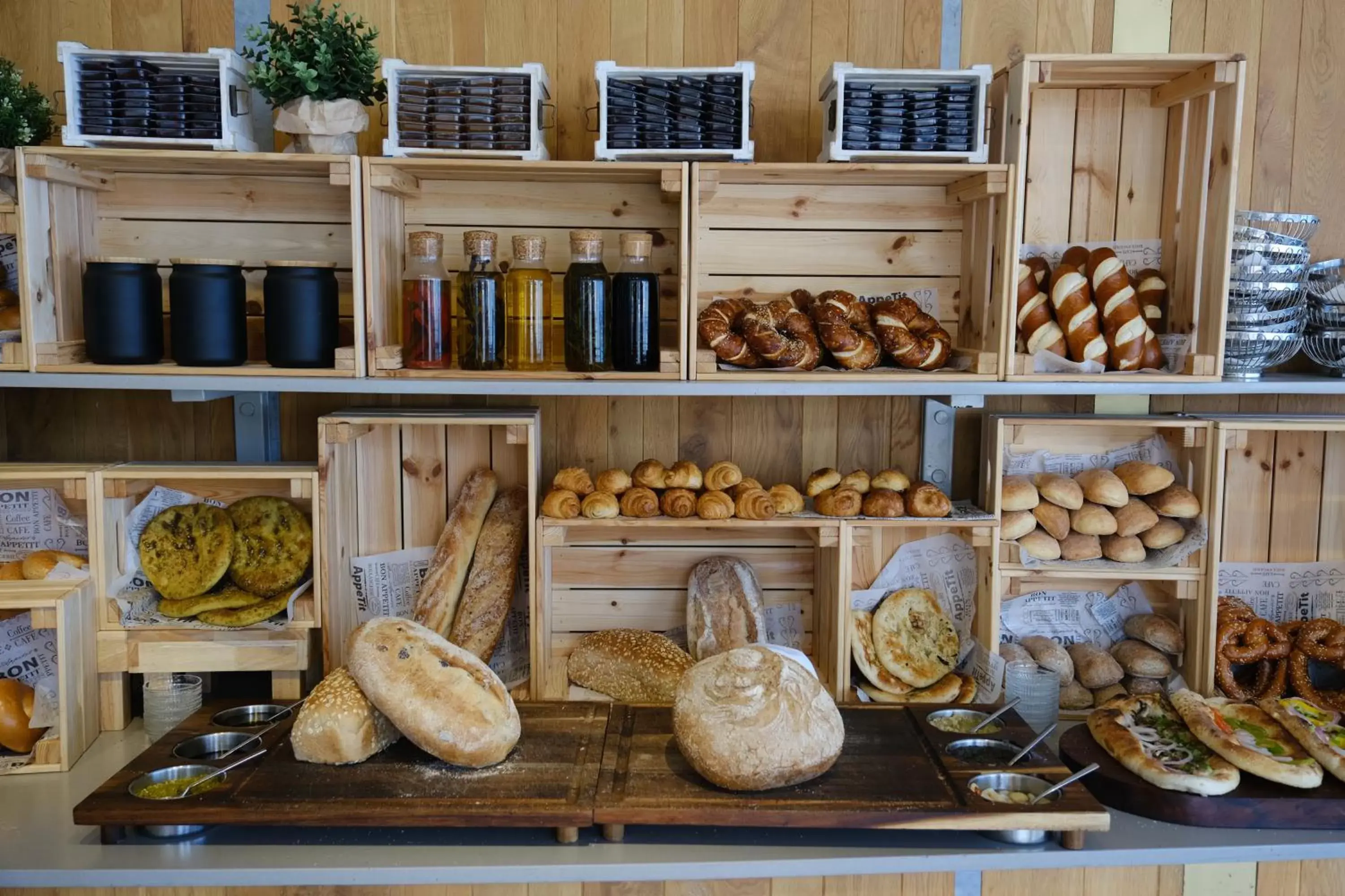 Buffet breakfast in Carlton Tel Aviv Hotel – Luxury on the Beach