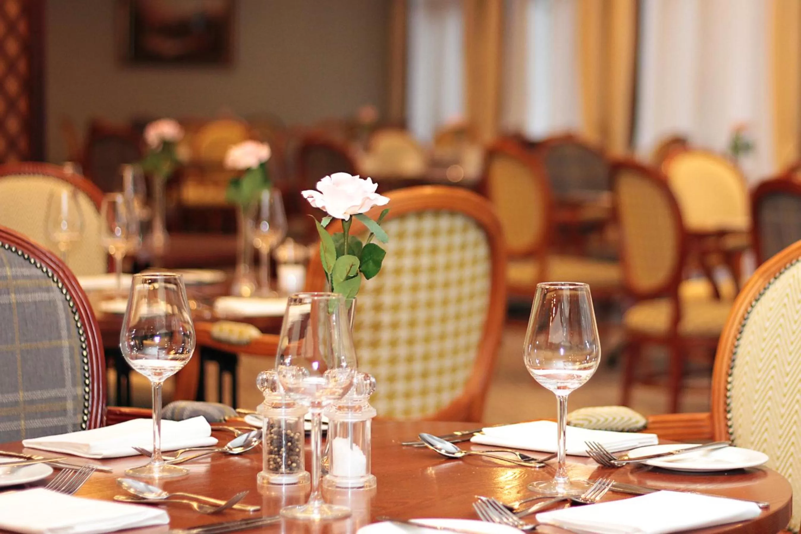 Restaurant/places to eat in Coppid Beech