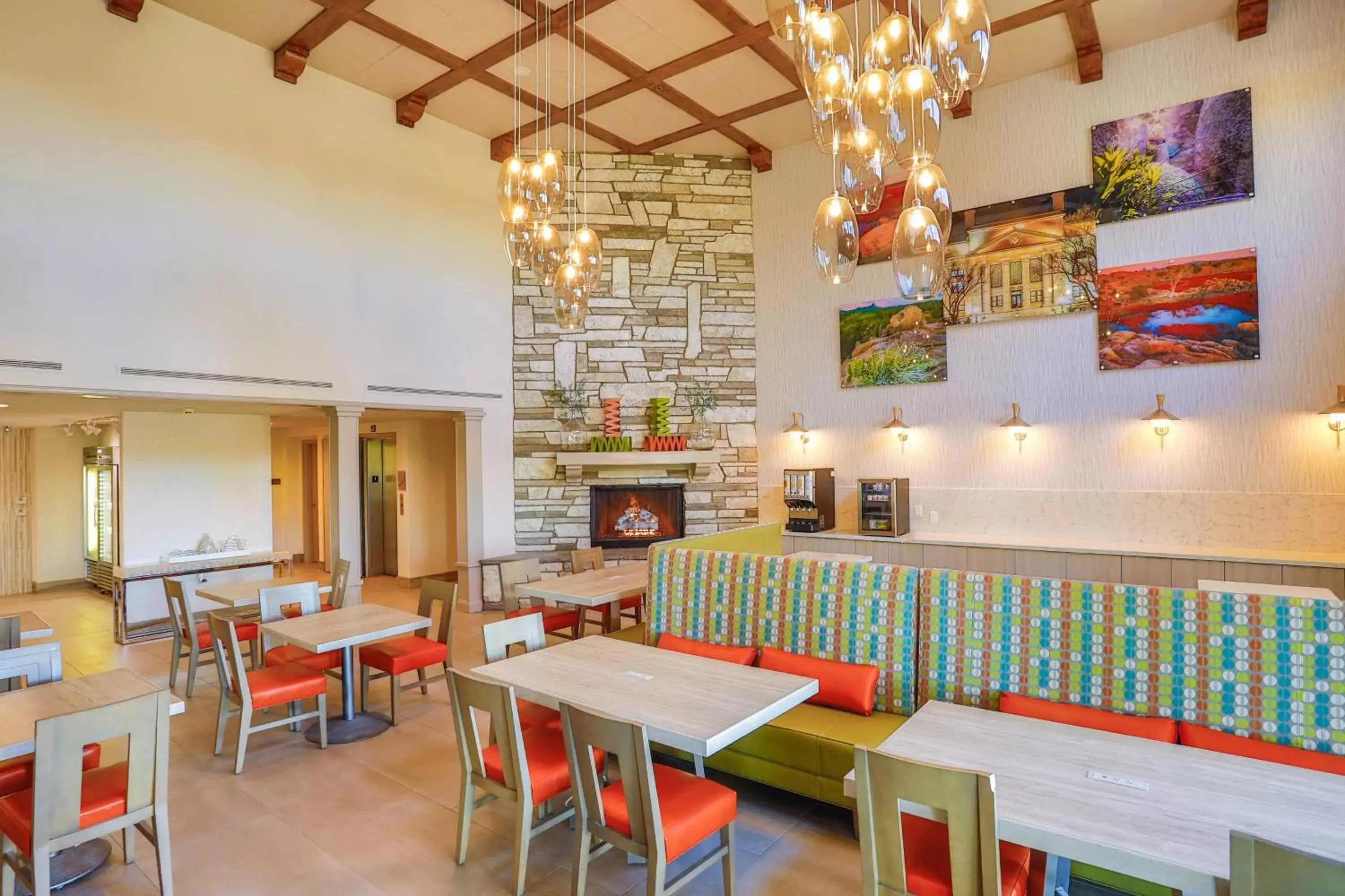 Lobby or reception, Restaurant/Places to Eat in SpringHill Suites Prescott