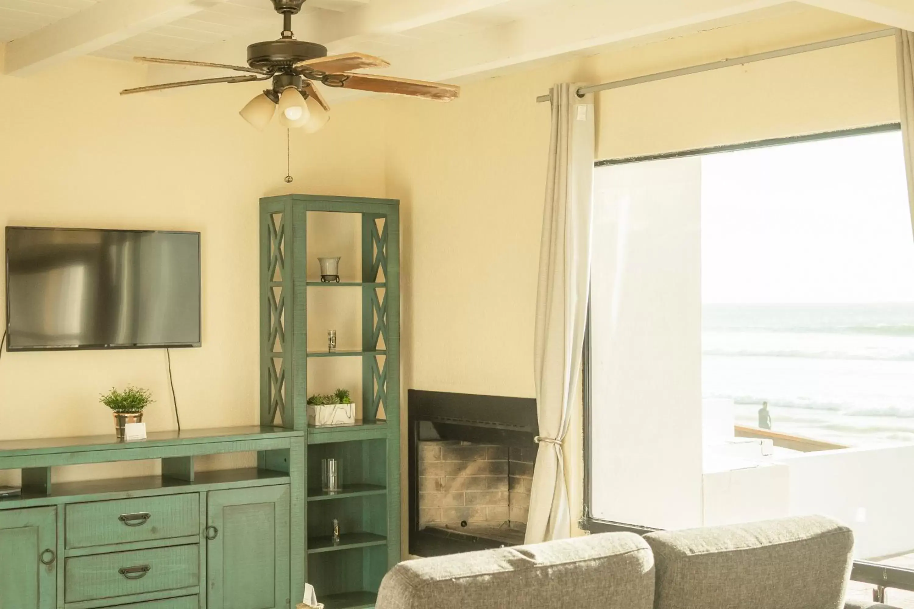 Living room, TV/Entertainment Center in Quinta Pacifica Beachfront Villas