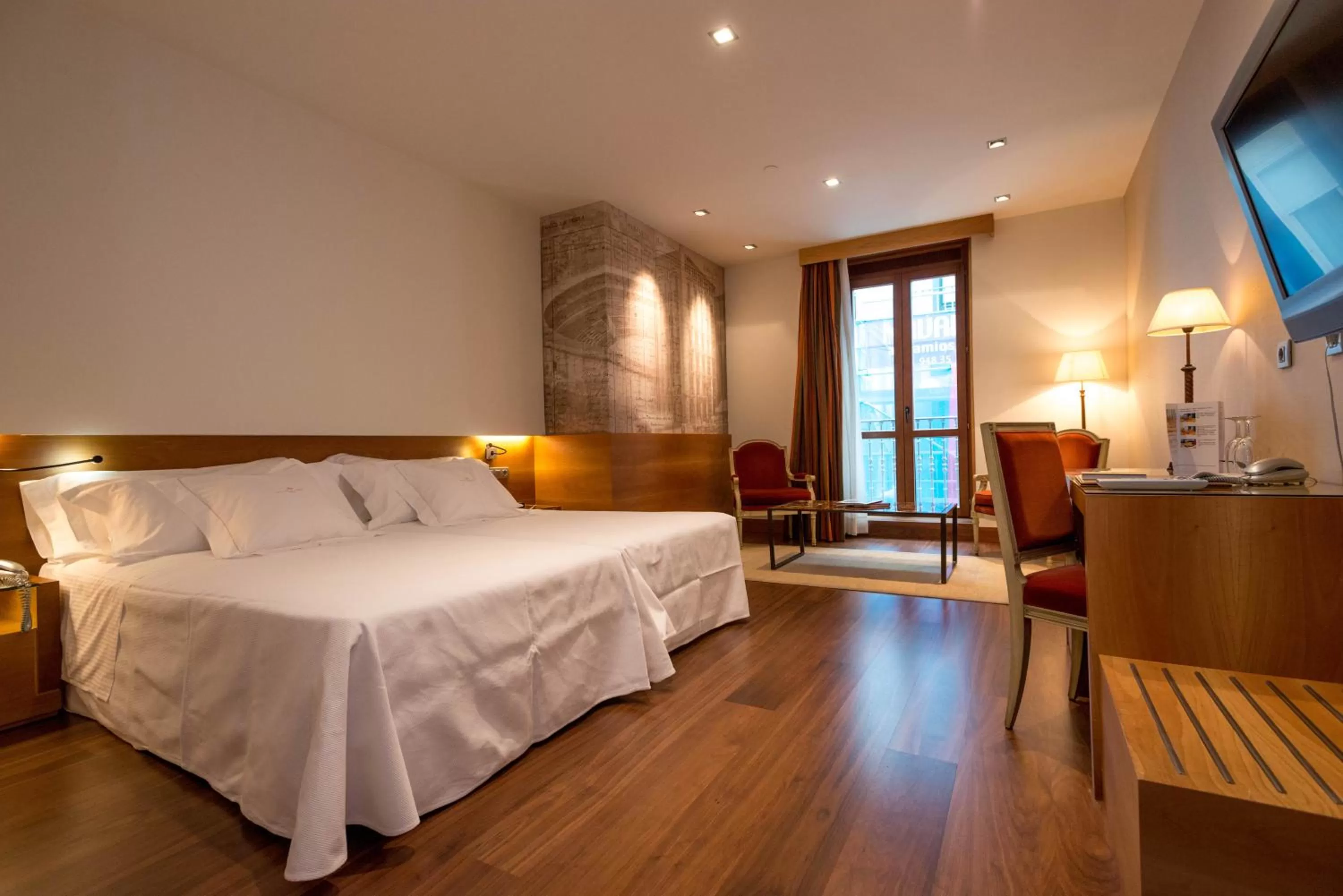 Photo of the whole room, Bed in Gran Hotel La Perla