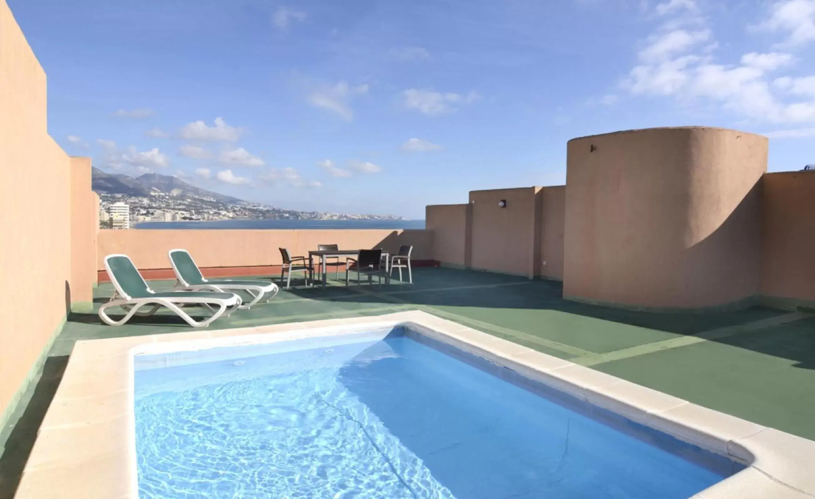Balcony/Terrace, Swimming Pool in Hotel Apartamentos Pyr Fuengirola