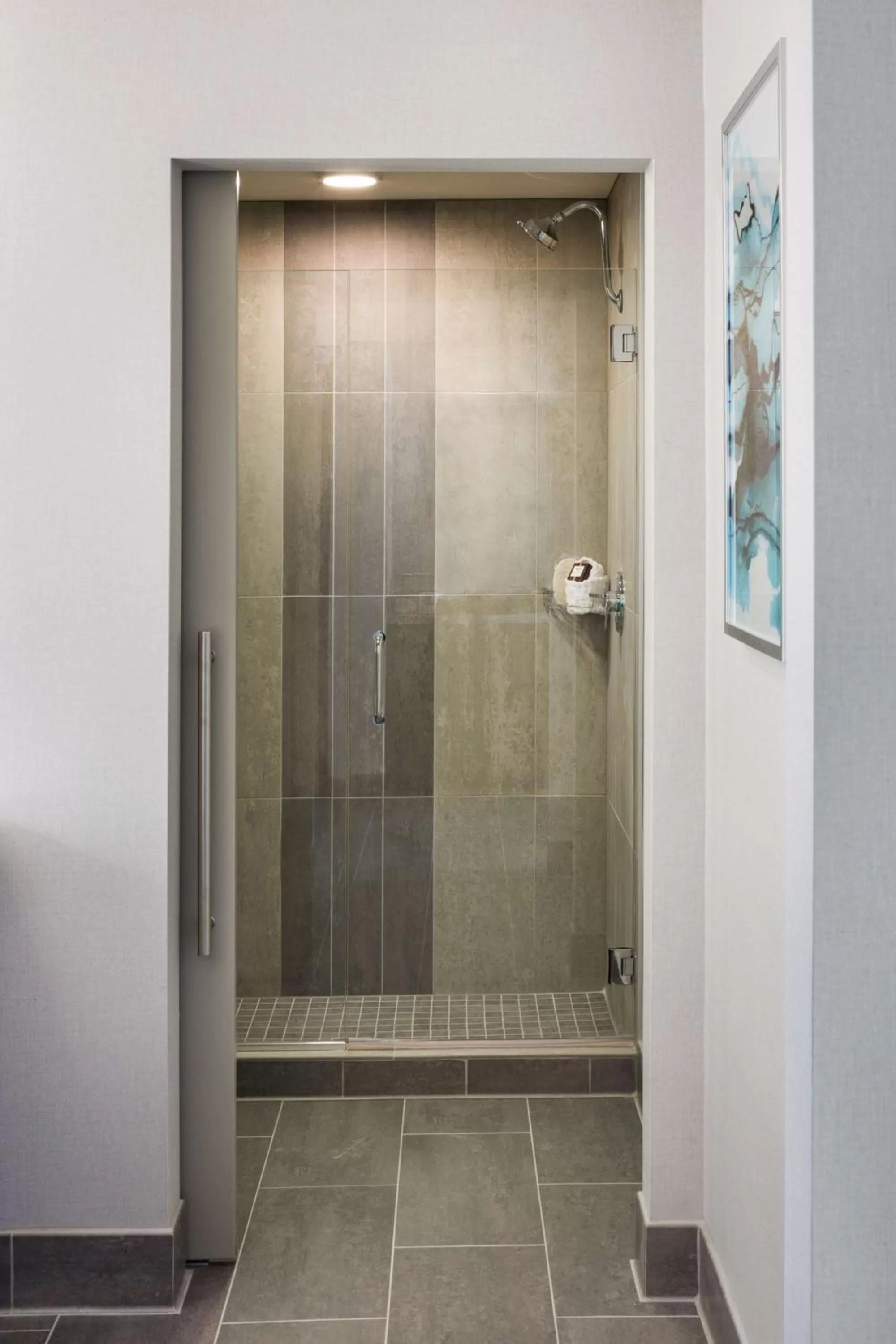 King Suite with Sofa Bed and Roll-In Shower - Mobility Access in Best Western Premier Hotel at Fisher's Landing