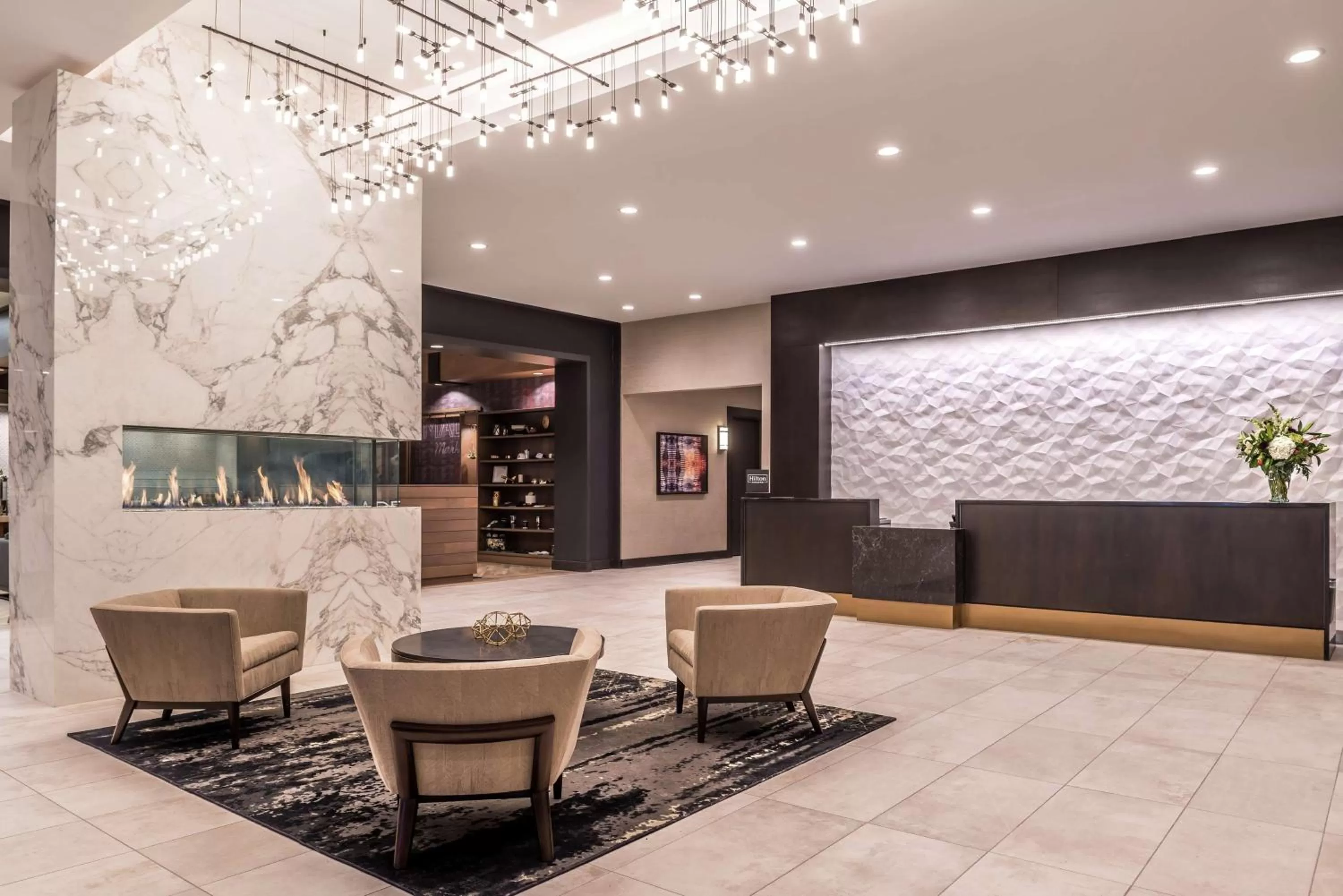 Lobby or reception in Doubletree By Hilton Lafayette East