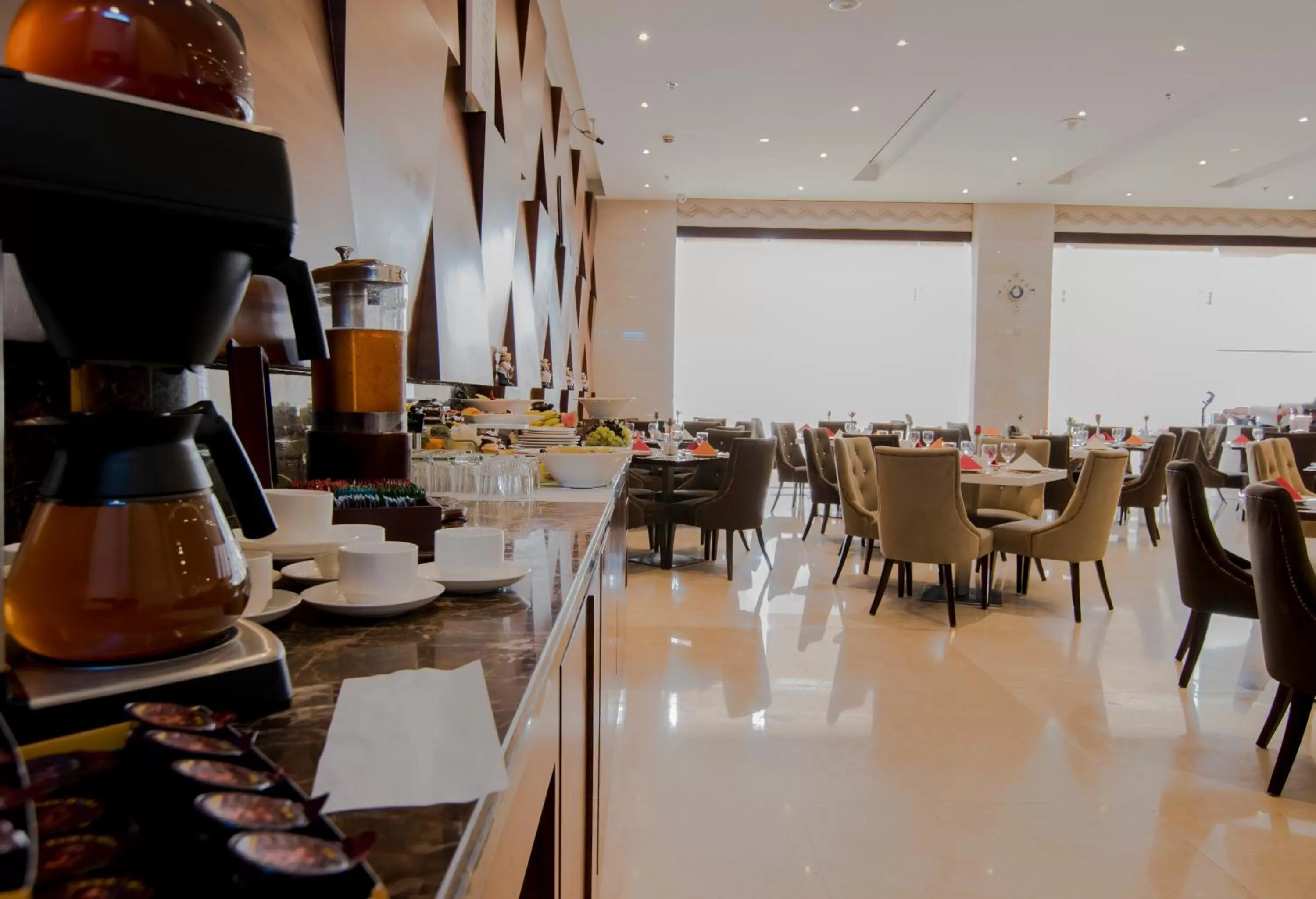 Restaurant/places to eat in Signature Hotel Al Barsha