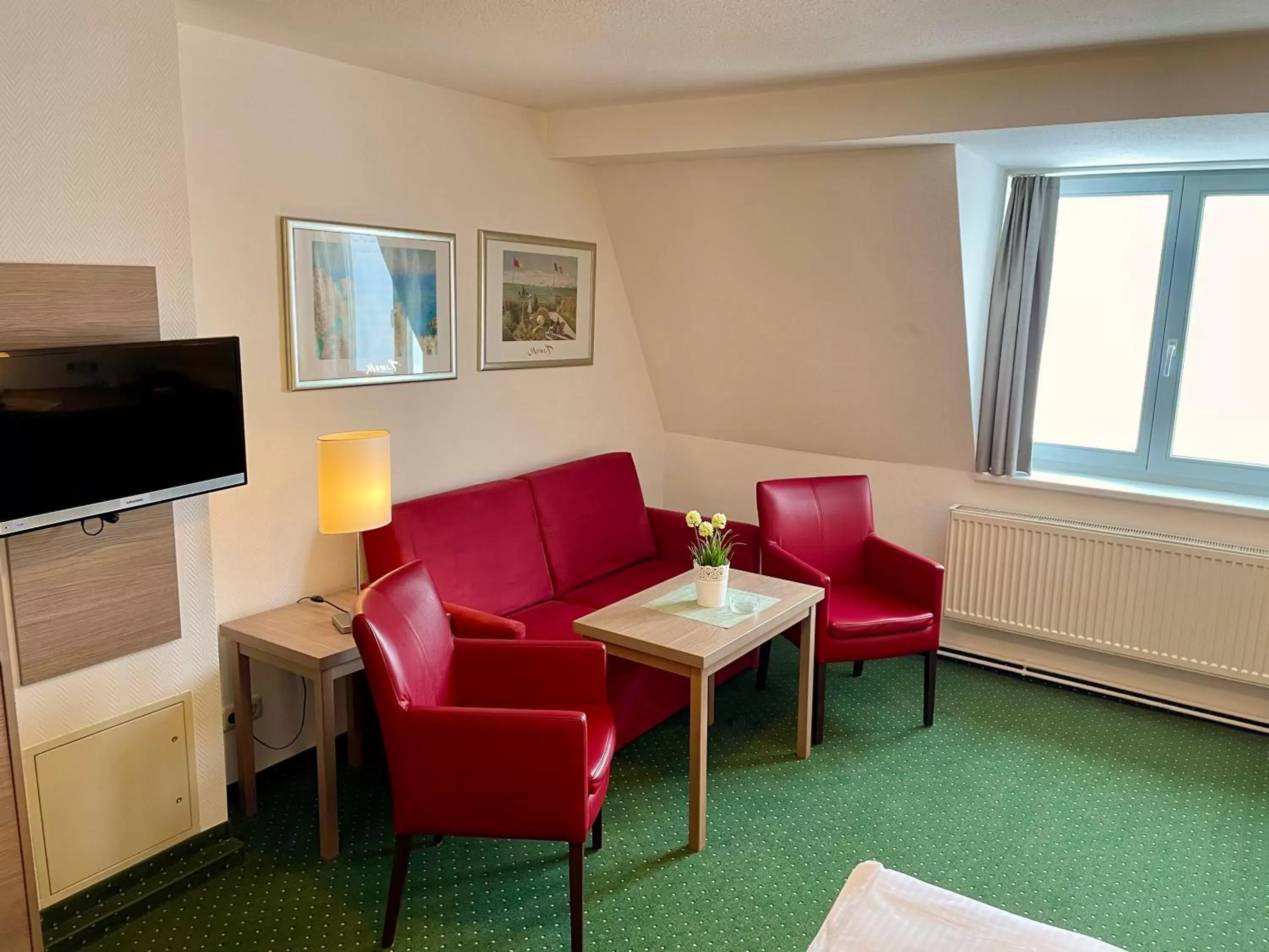 Deluxe Doppel-/Zweibettzimmer für Raucher in Gasthof Scharfe Kurve Deluxe Doppel-/Zweibettzimmer für Raucher in Gasthof Scharfe Kurve