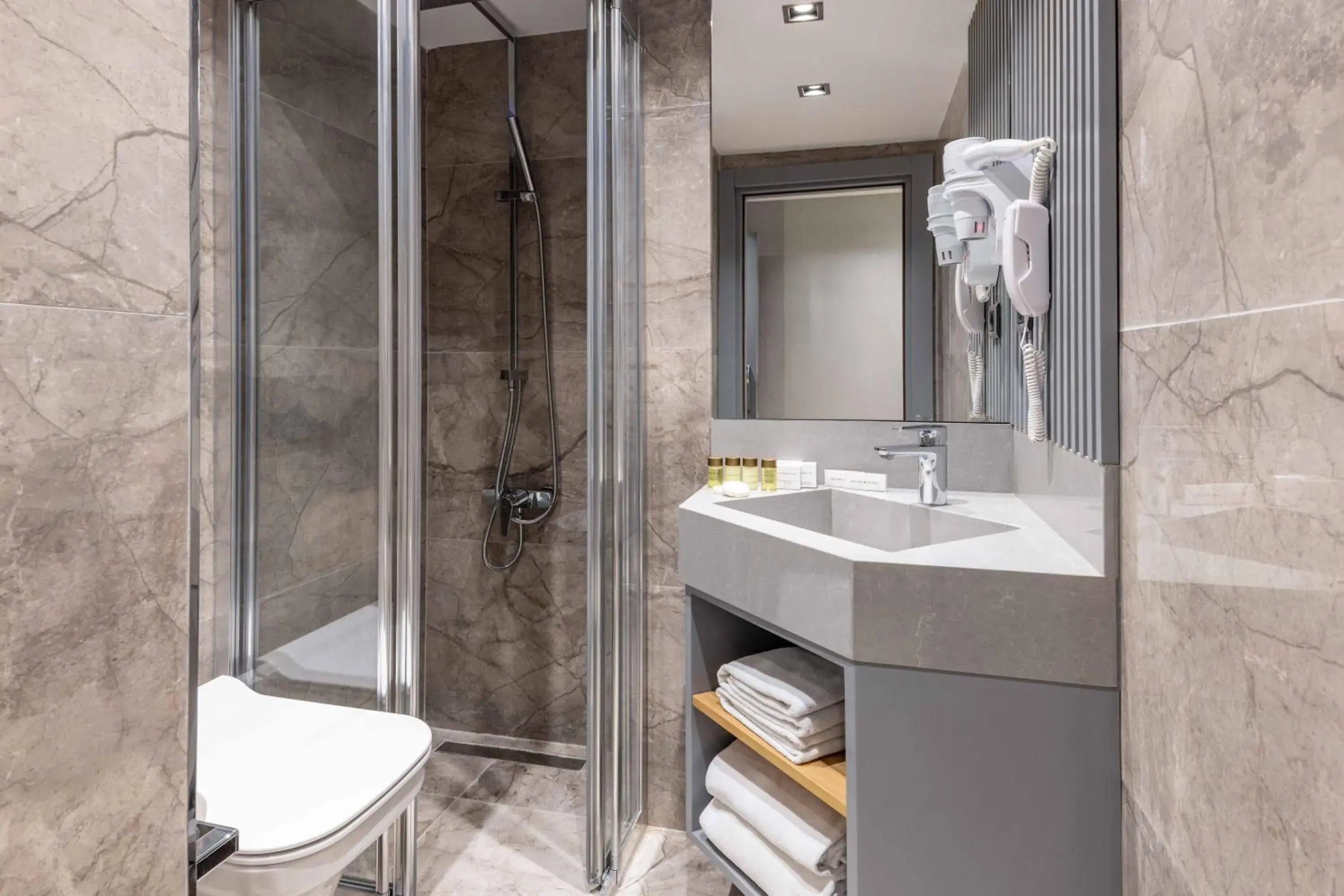 Shower, Bathroom in Hotel Villa Zurich