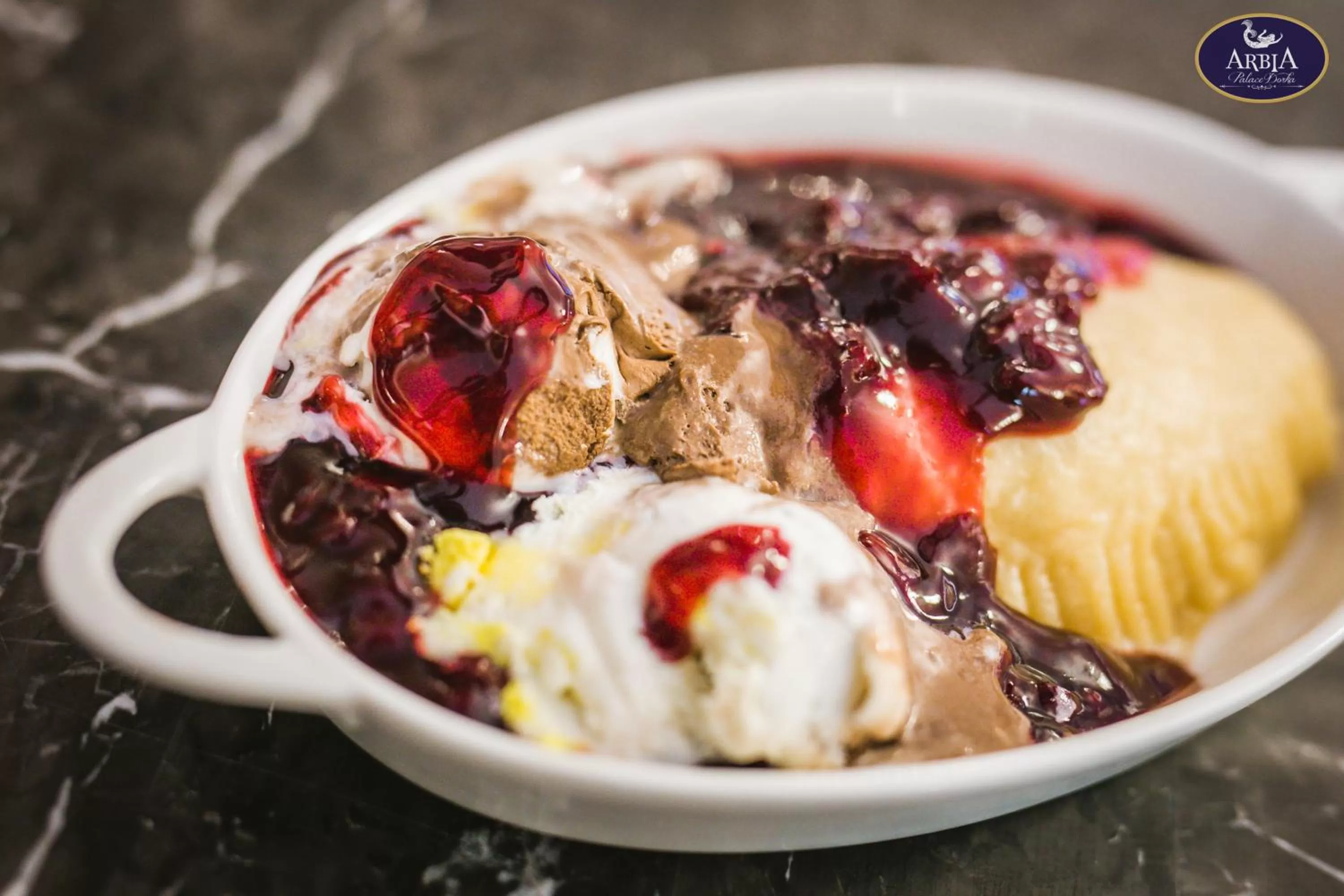 Food in Arbia Dorka Heritage Palace