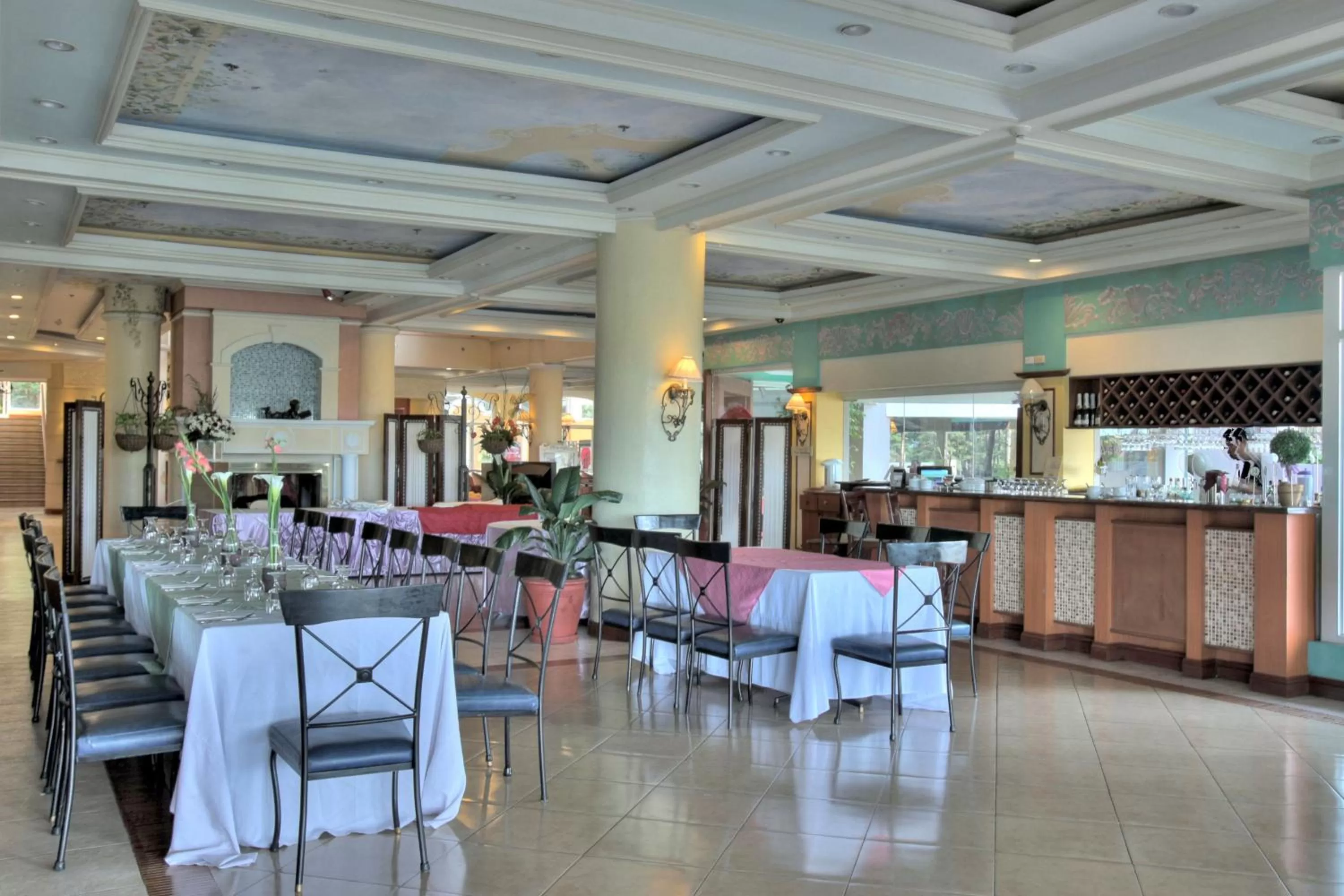 Restaurant/places to eat in Hotel Elizabeth - Baguio