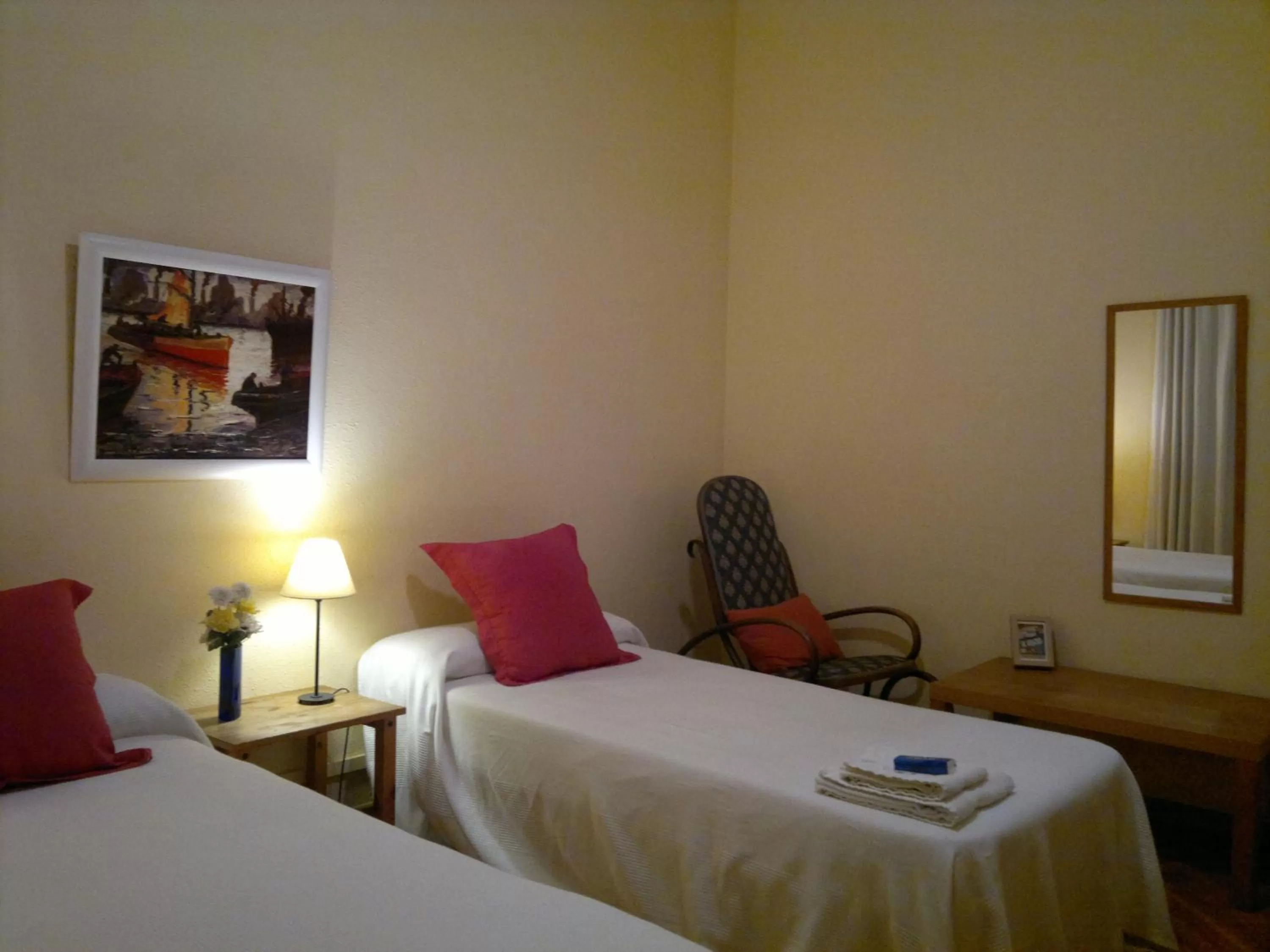 Bed in Ally's Bed&Breakfast,