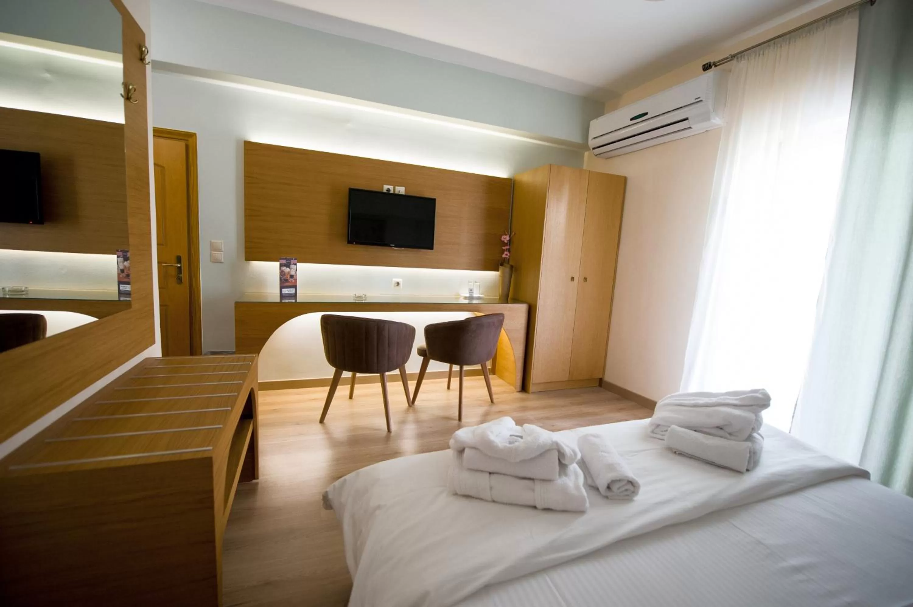 Decorative detail, Bed in Olympion