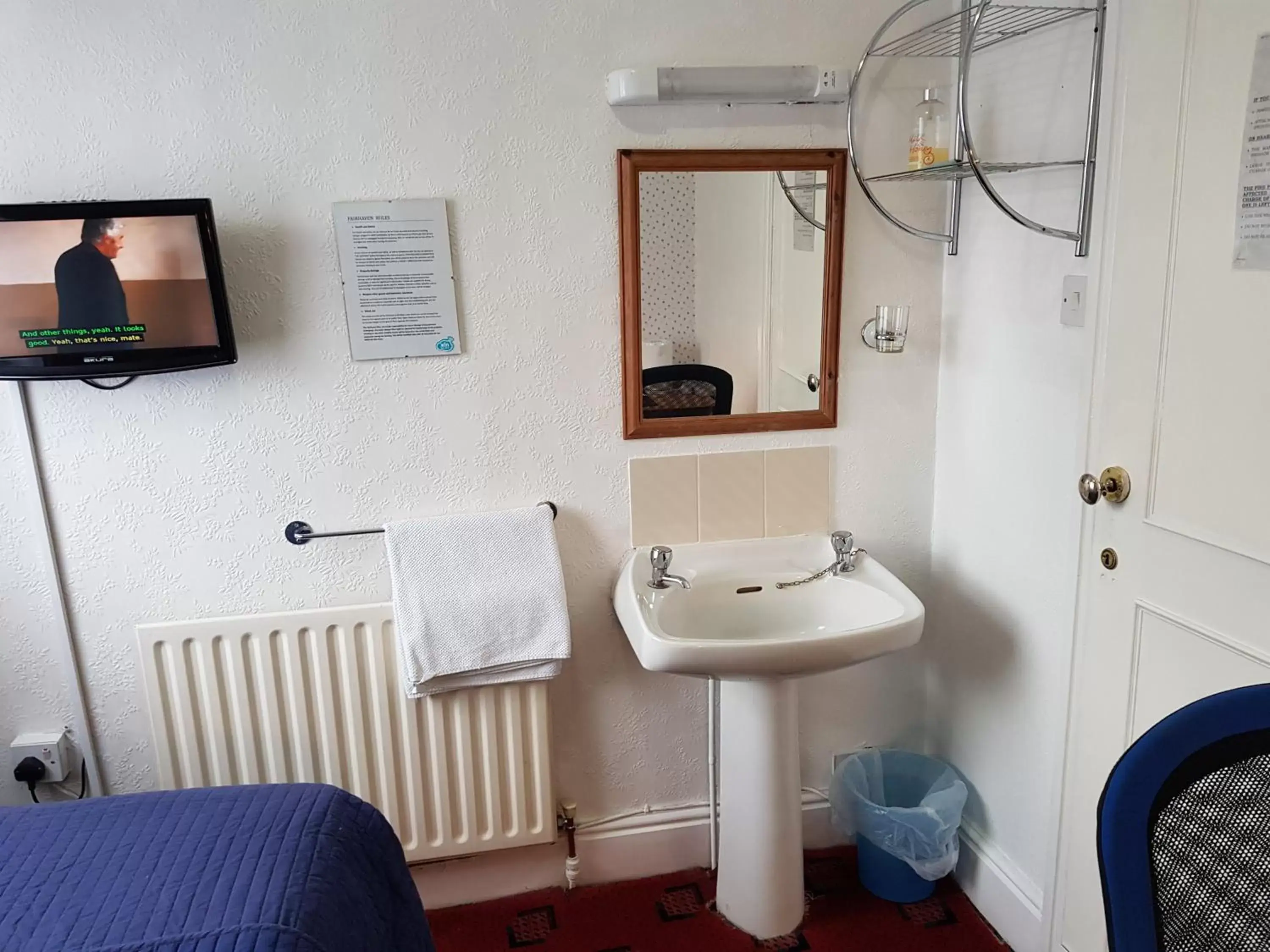 Photo of the whole room, Bathroom in Fairhaven Guest Accommodation