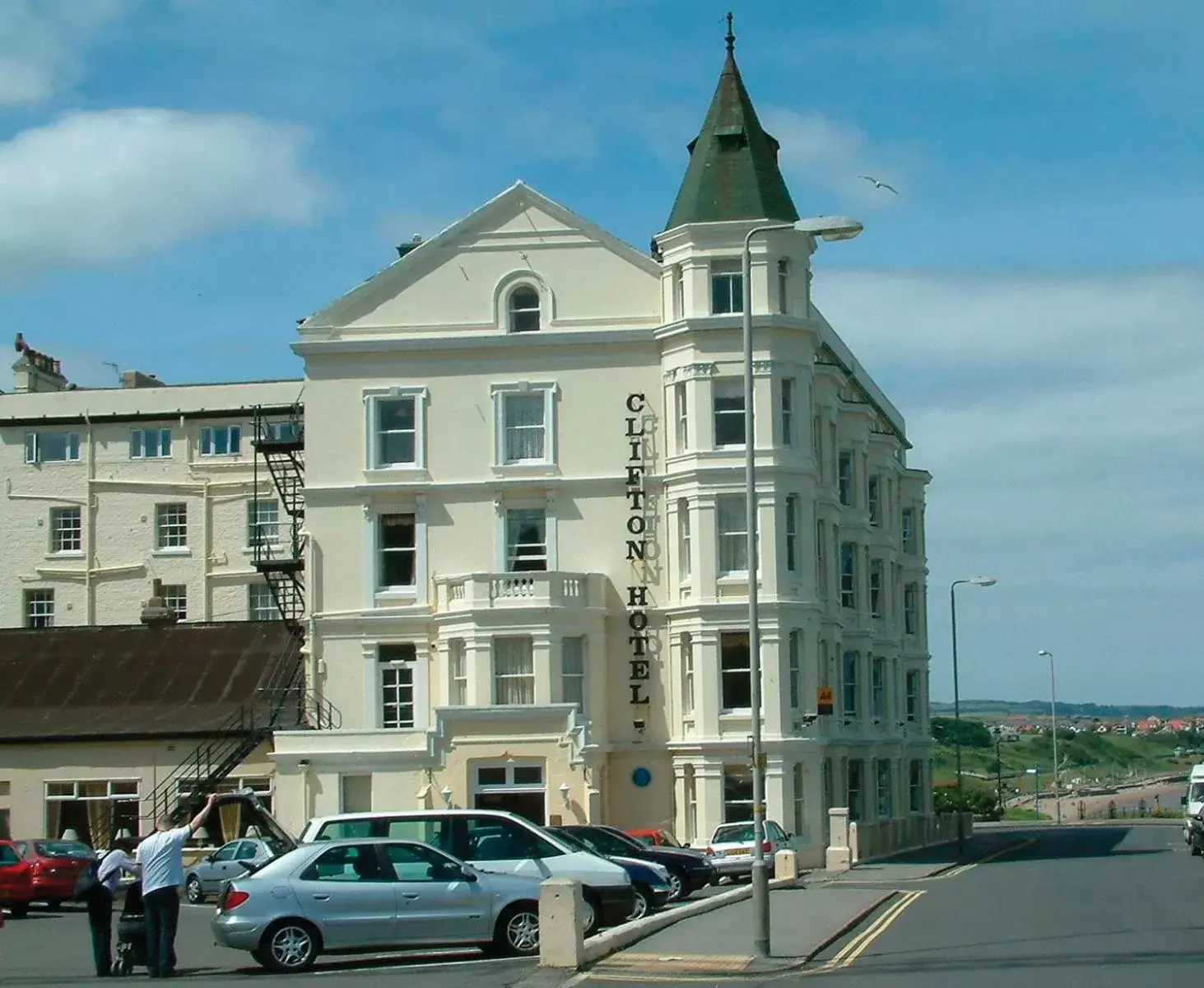 Property Building in Clifton Hotel