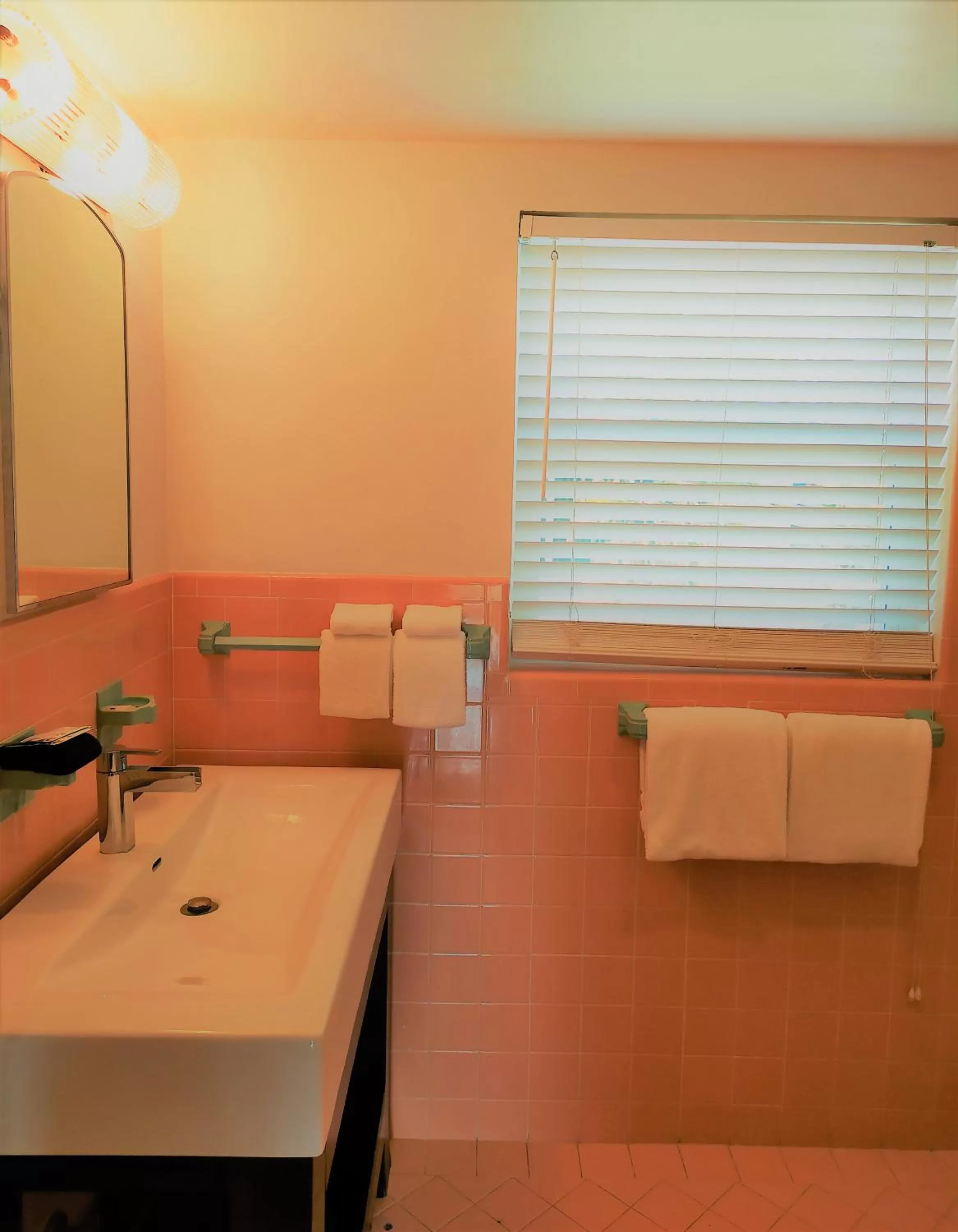 Bathroom in Manhattan Tower Apartment Hotel