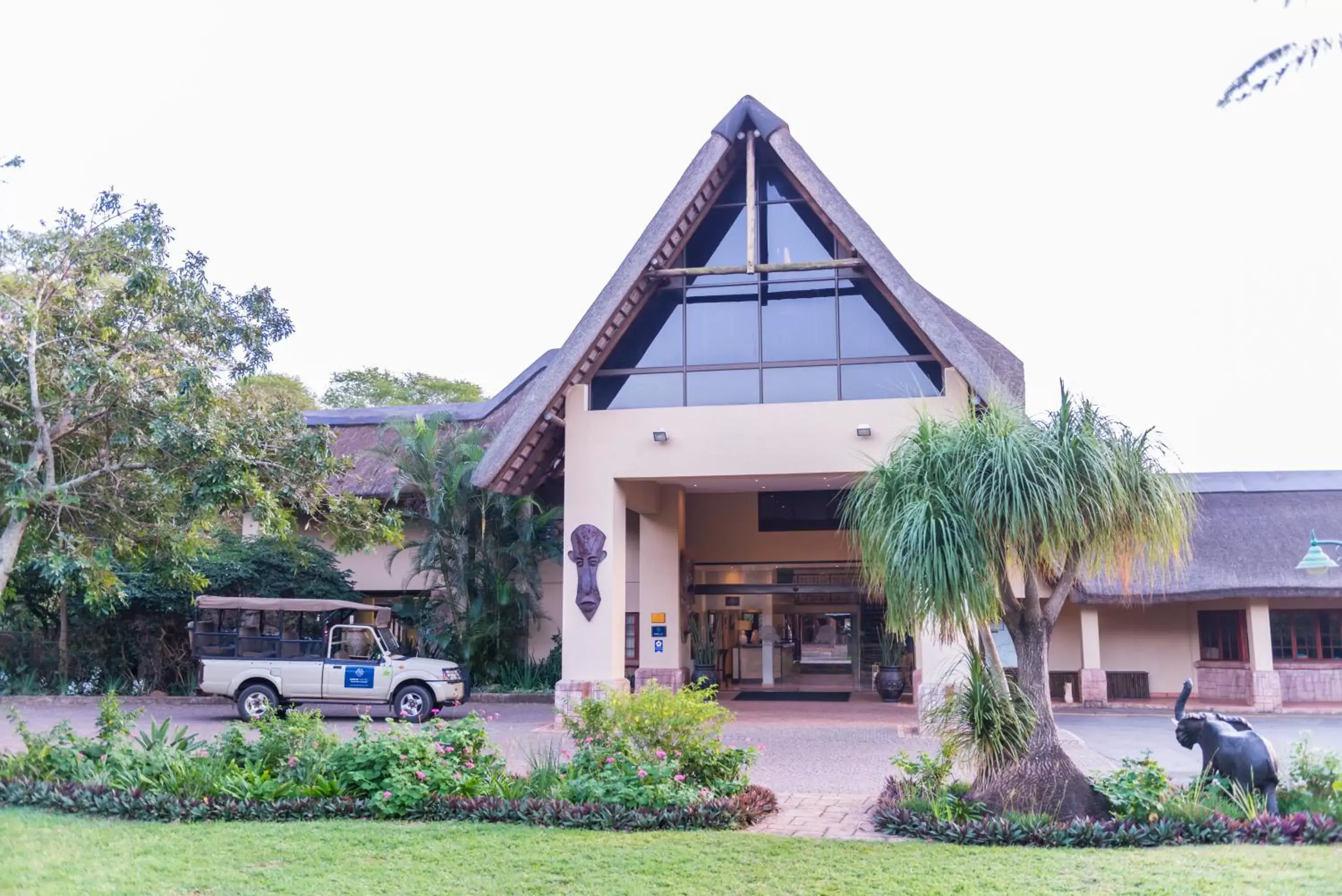 Facade/entrance in ANEW Hotel Hluhluwe Facade/entrance in ANEW Hotel Hluhluwe