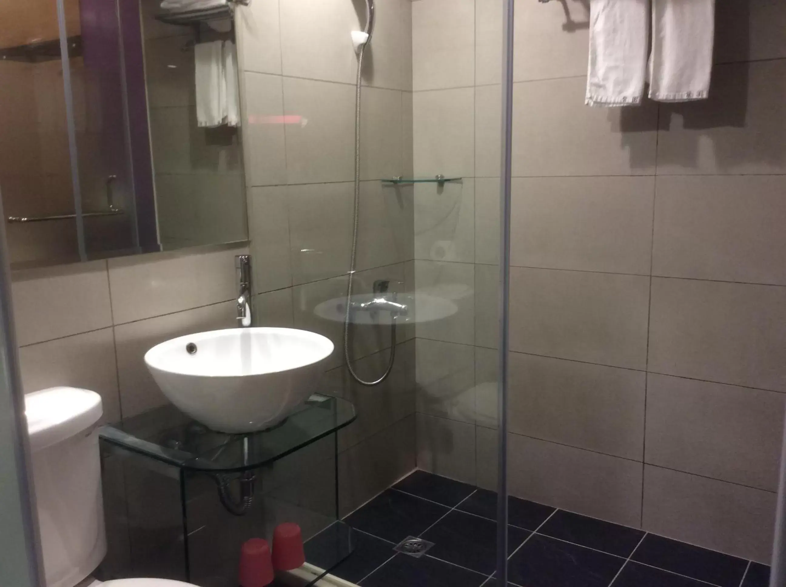 Bathroom in 紫園旅社Purple Garden Hotel