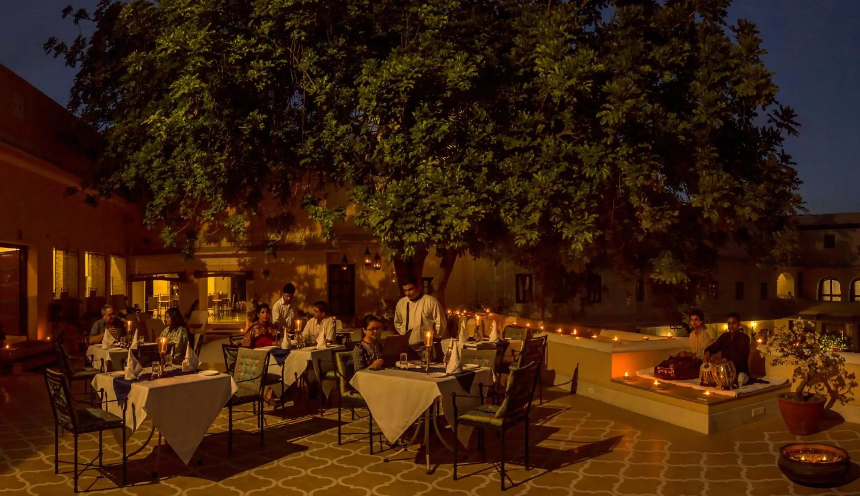 Restaurant/places to eat in Royal Heritage Haveli - By Leisure Hotels Restaurant/places to eat in Royal Heritage Haveli - By Leisure Hotels