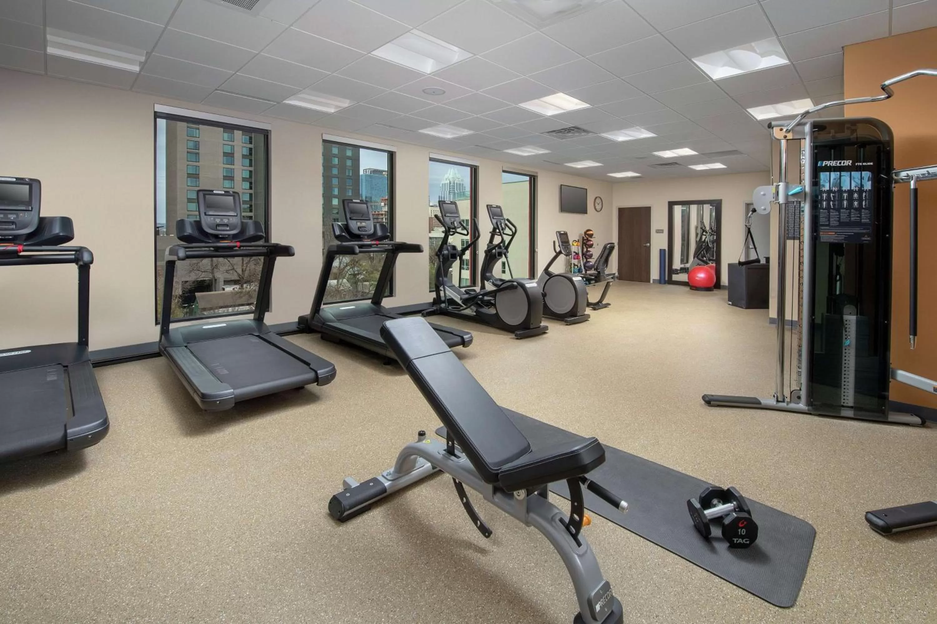 Fitness centre/facilities in Homewood Suites by Hilton Austin Downtown