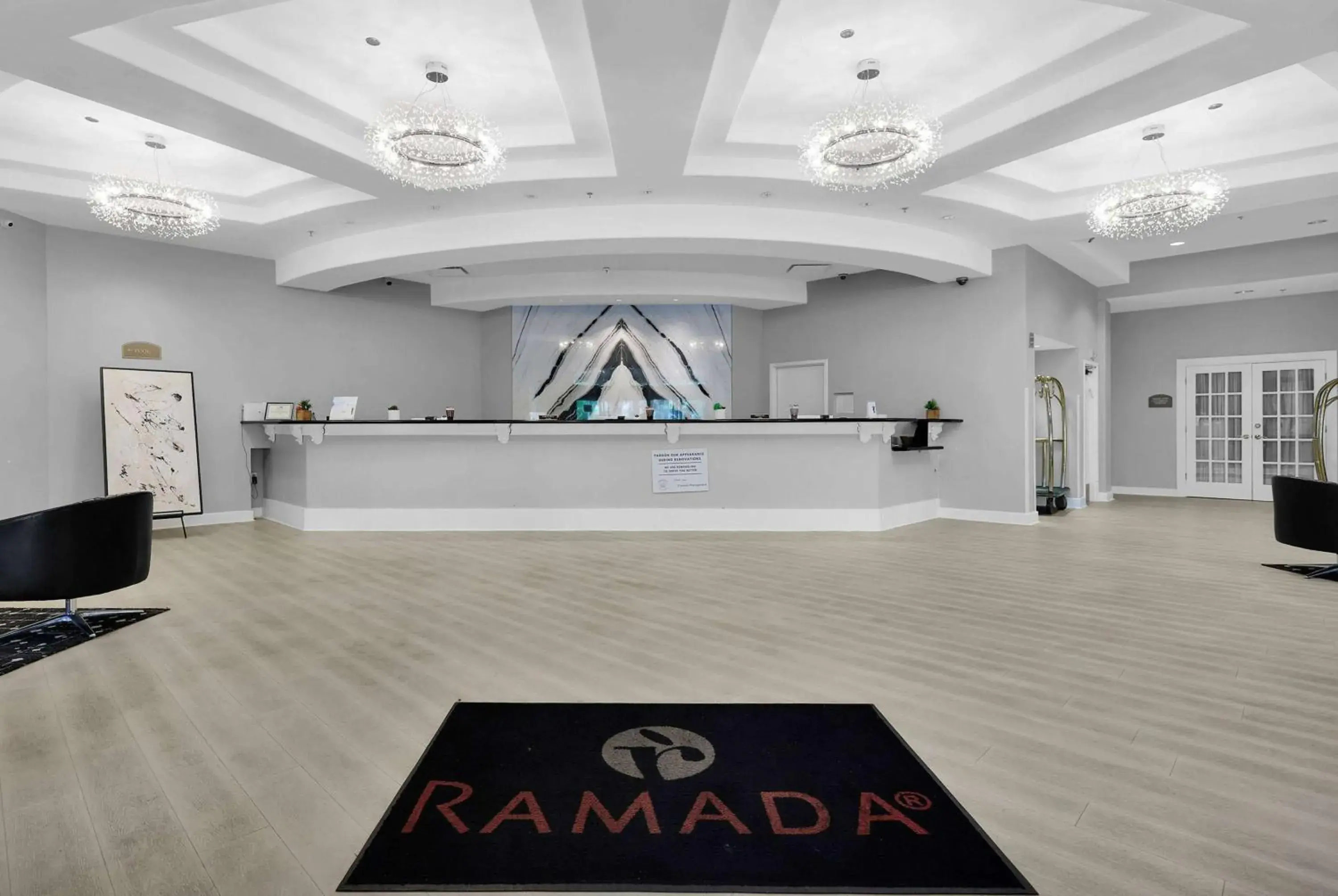 Lobby or reception in Ramada by Wyndham Jacksonville I-95 by Butler Blvd