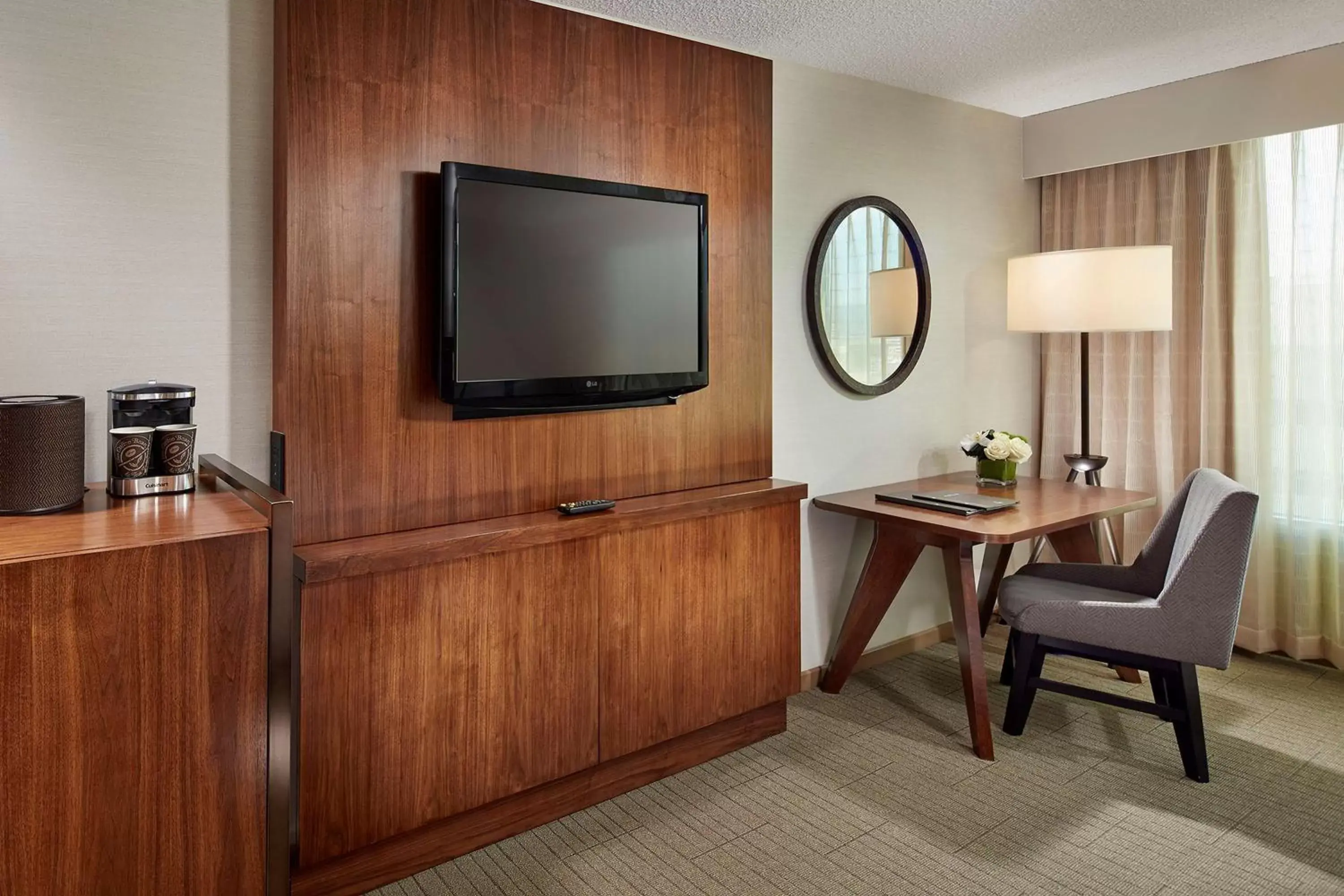 Bedroom, TV/Entertainment Center in Hilton Pasadena