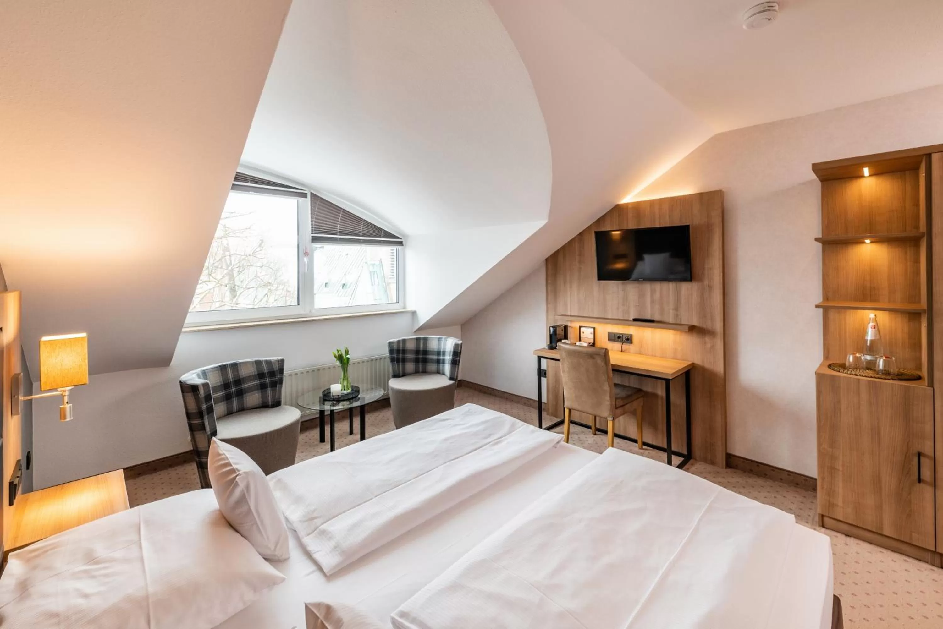 Photo of the whole room, Bed in Göbel's Sophien Hotel