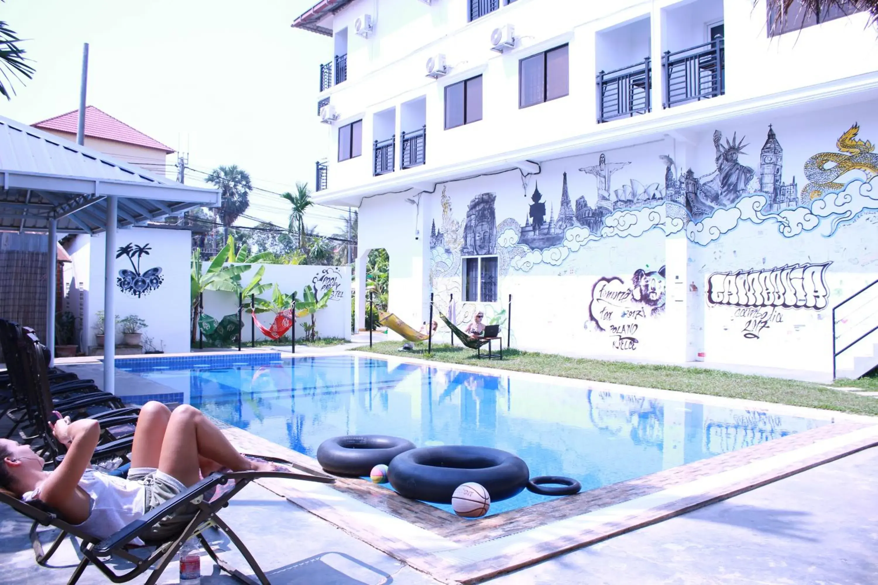 Pool view, Swimming Pool in Pool Party Hostel