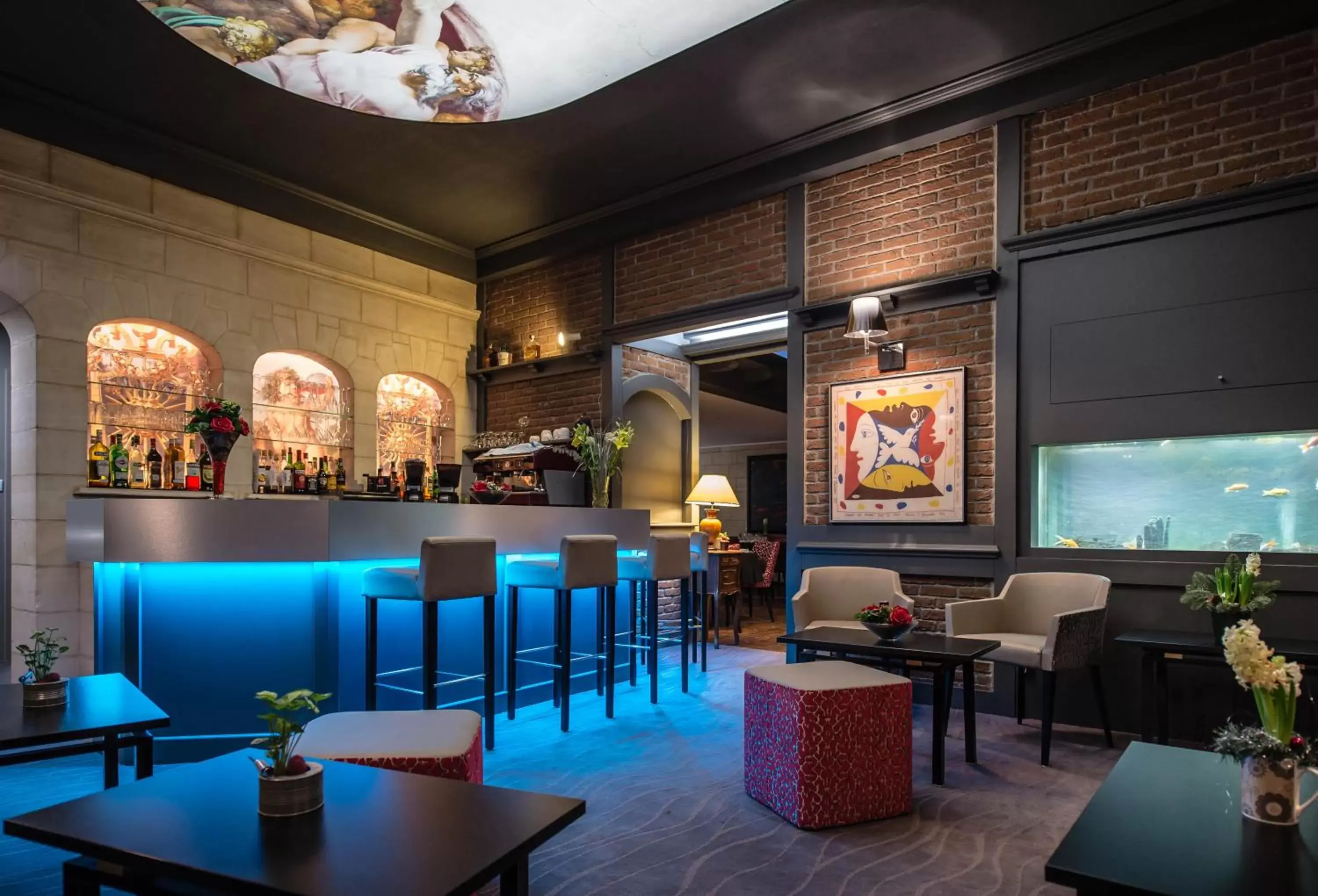 Staff, Lounge/Bar in La Terrasse