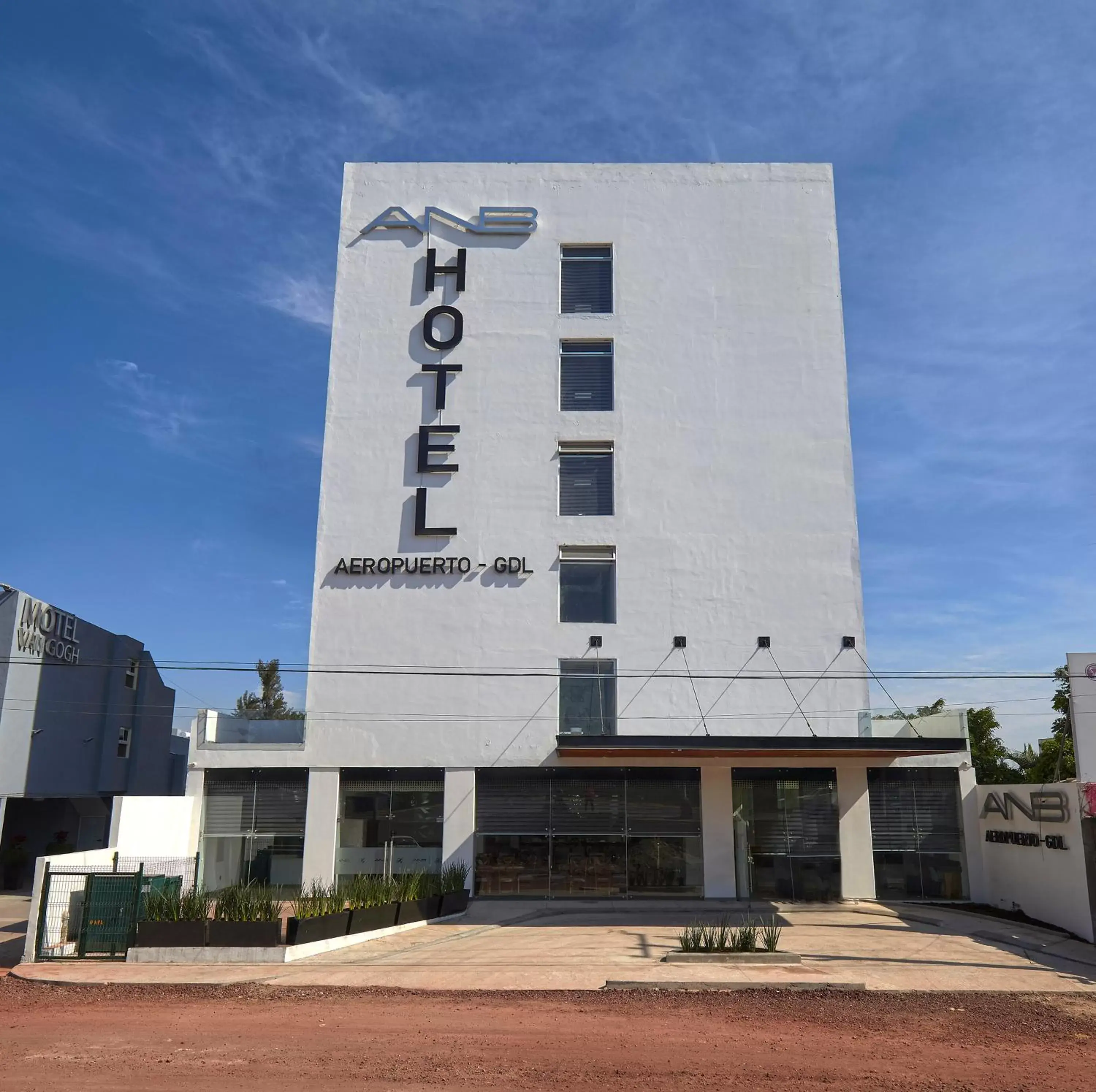 Facade/entrance, Property Building in Hotel ANB Aeropuerto Guadalajara