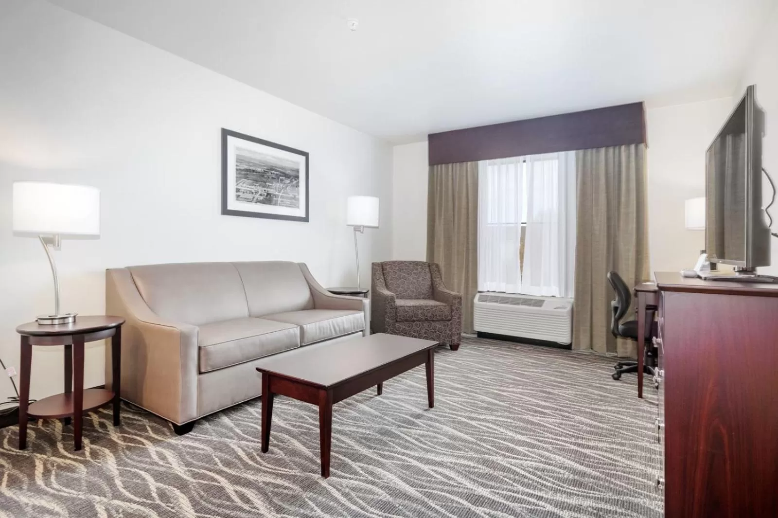 Living room in Cobblestone Hotel & Suites - Janesville