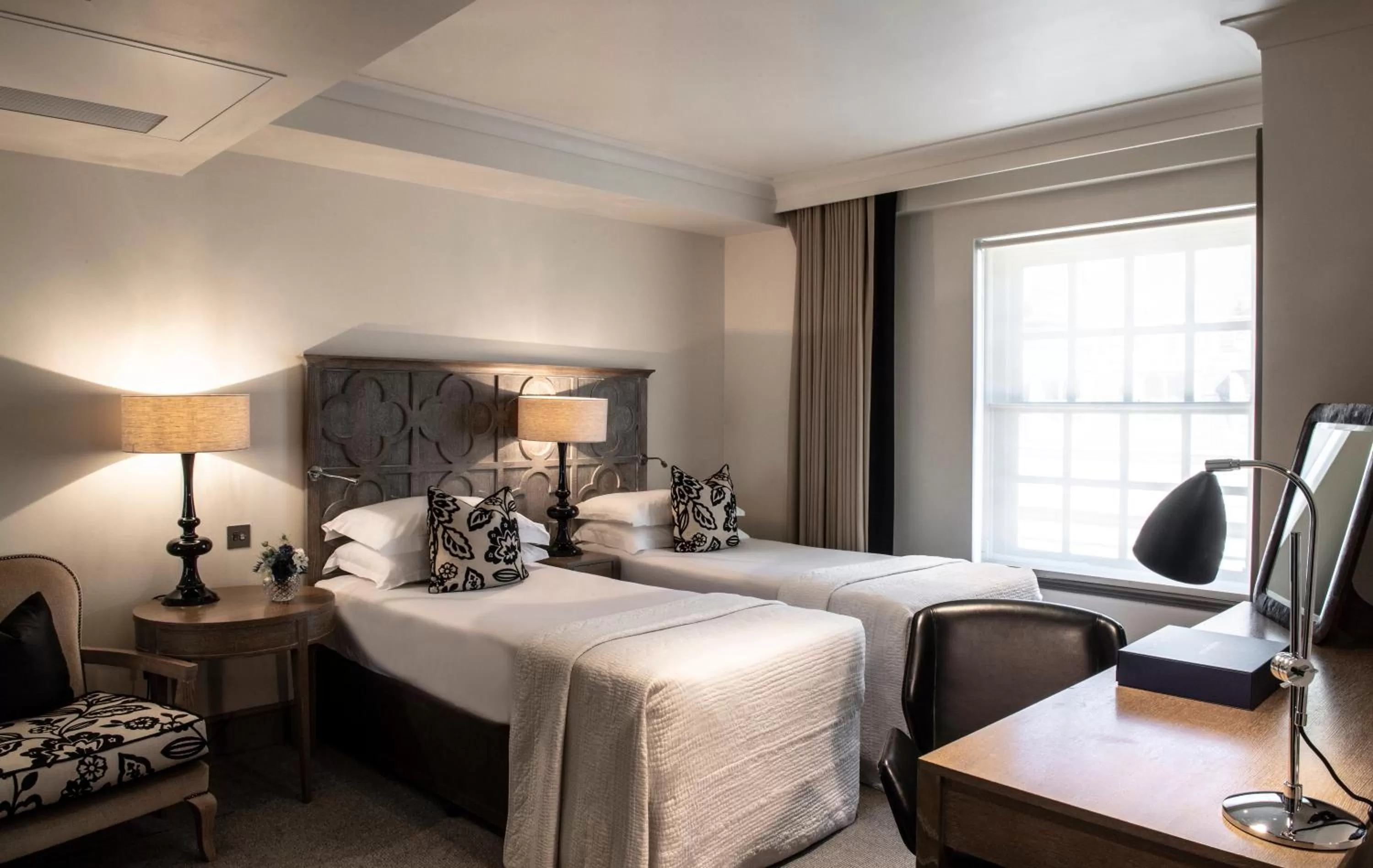 Bed in The Bloomsbury Hotel