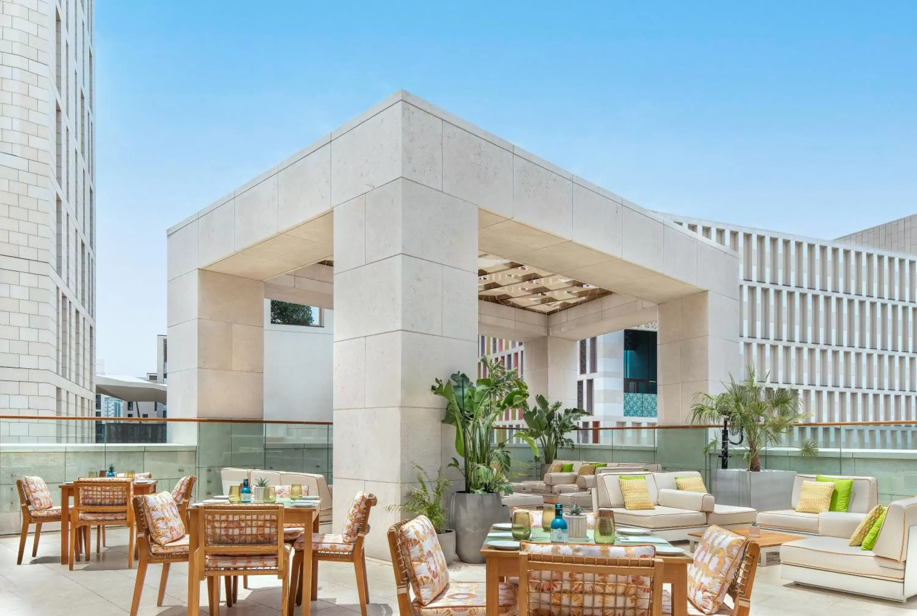 Restaurant/Places to Eat in Alwadi Hotel Doha - MGallery