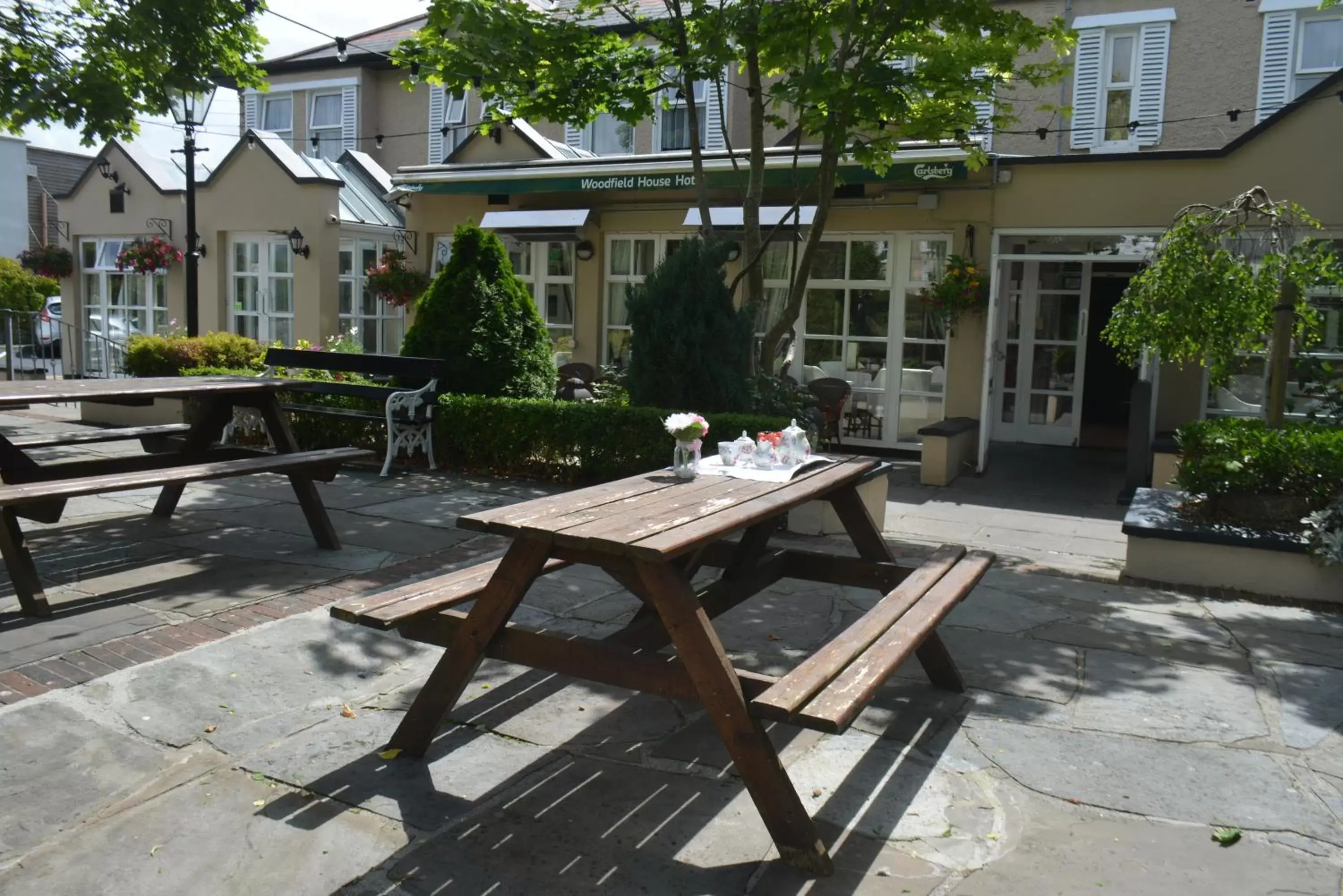 Patio in Woodfield House Hotel