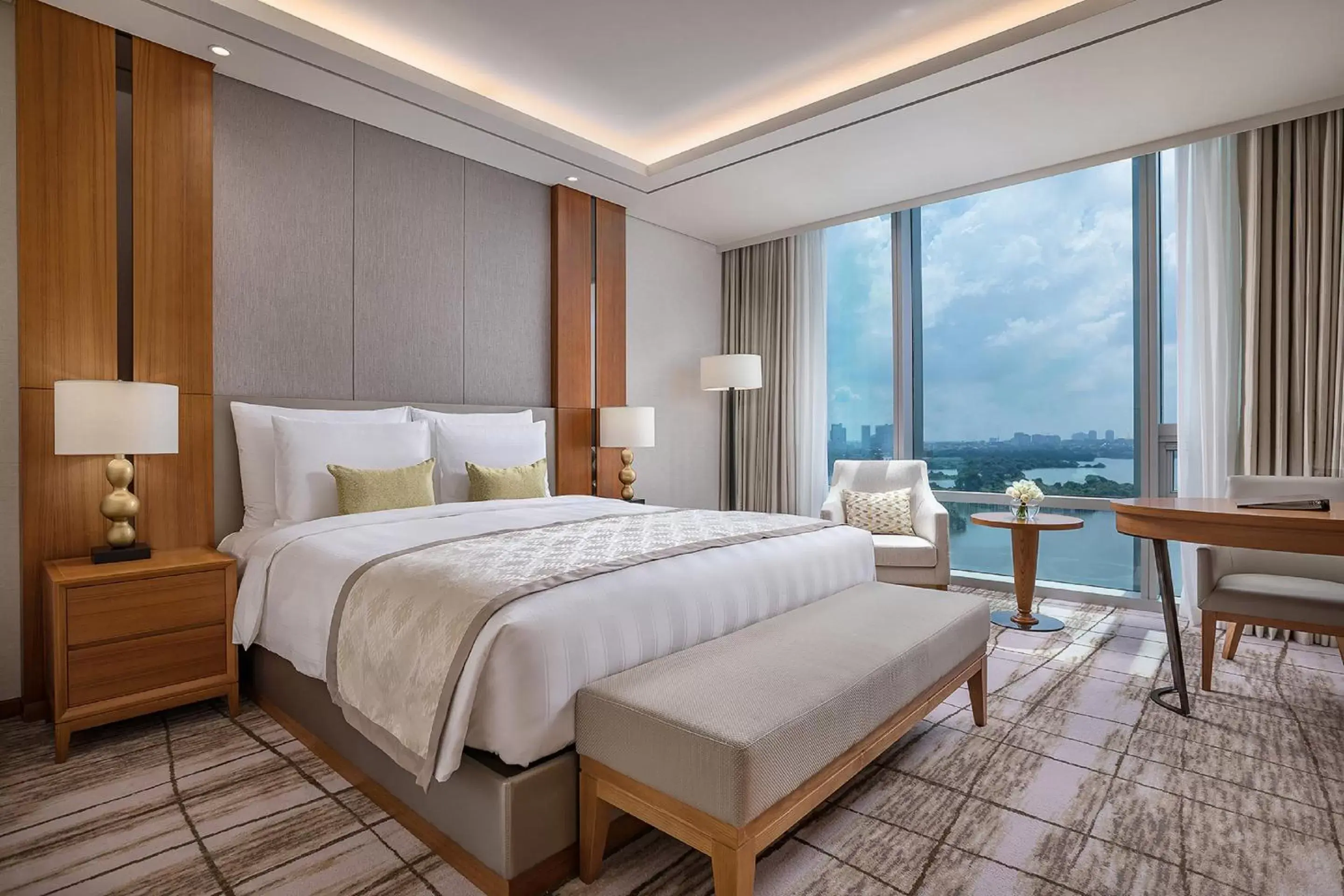 Bed in LOTTE Hotel Yangon