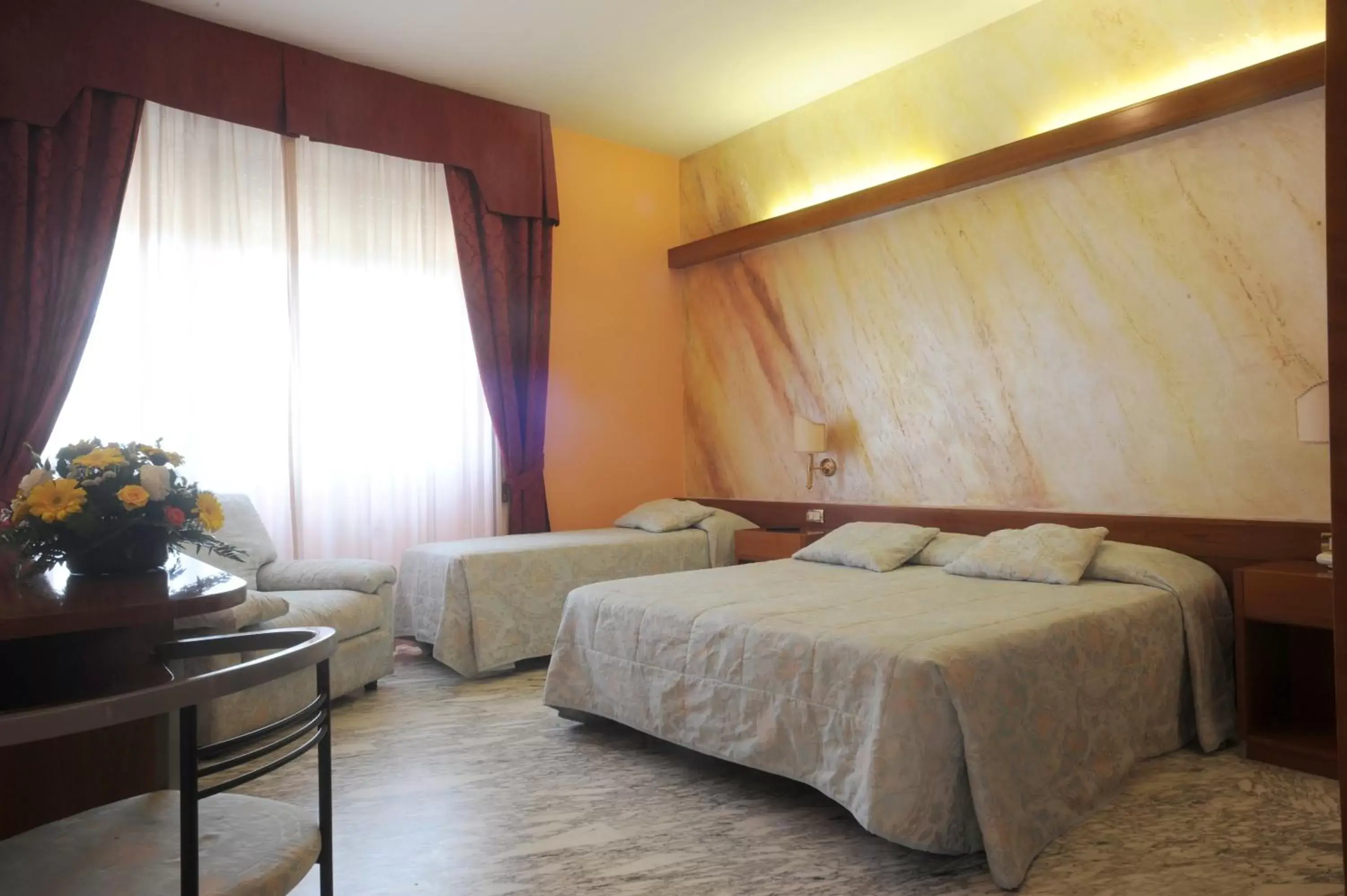 Bed in Hotel Excelsior Bed in Hotel Excelsior