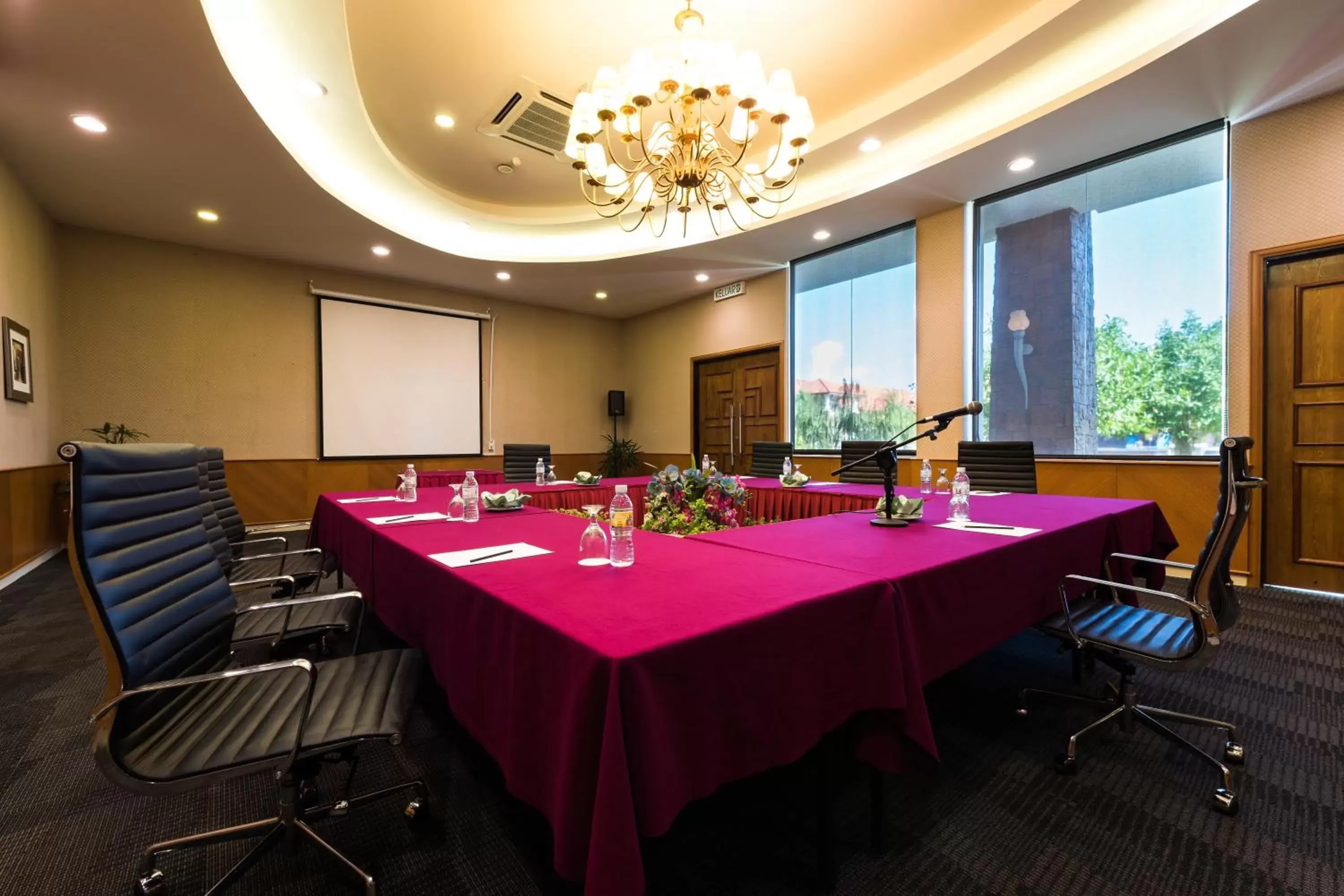 Business facilities, Business Area/Conference Room in Tok Aman Bali Beach Resort @ Beachfront