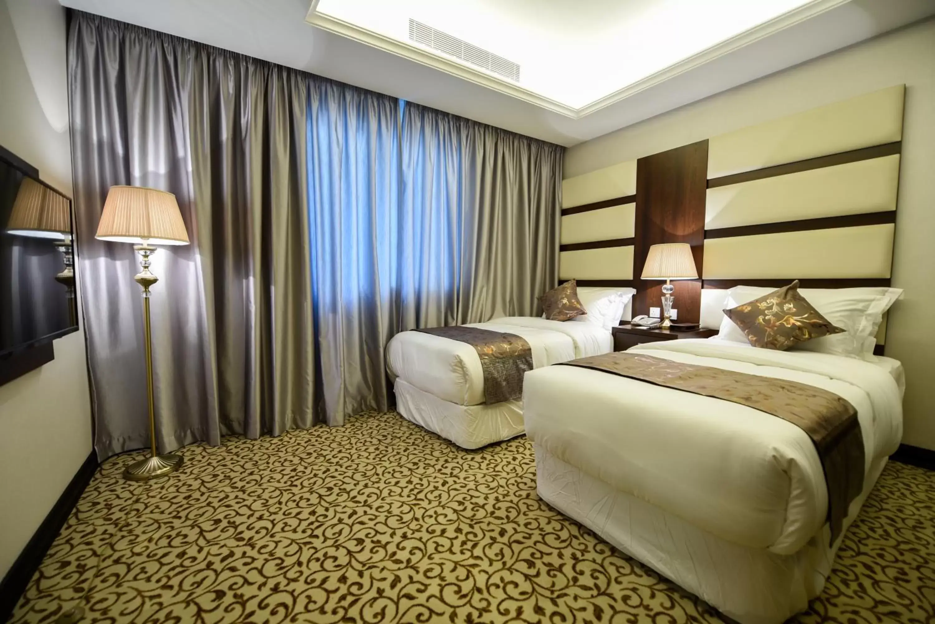 Photo of the whole room, Bed in Grand Park Hotel