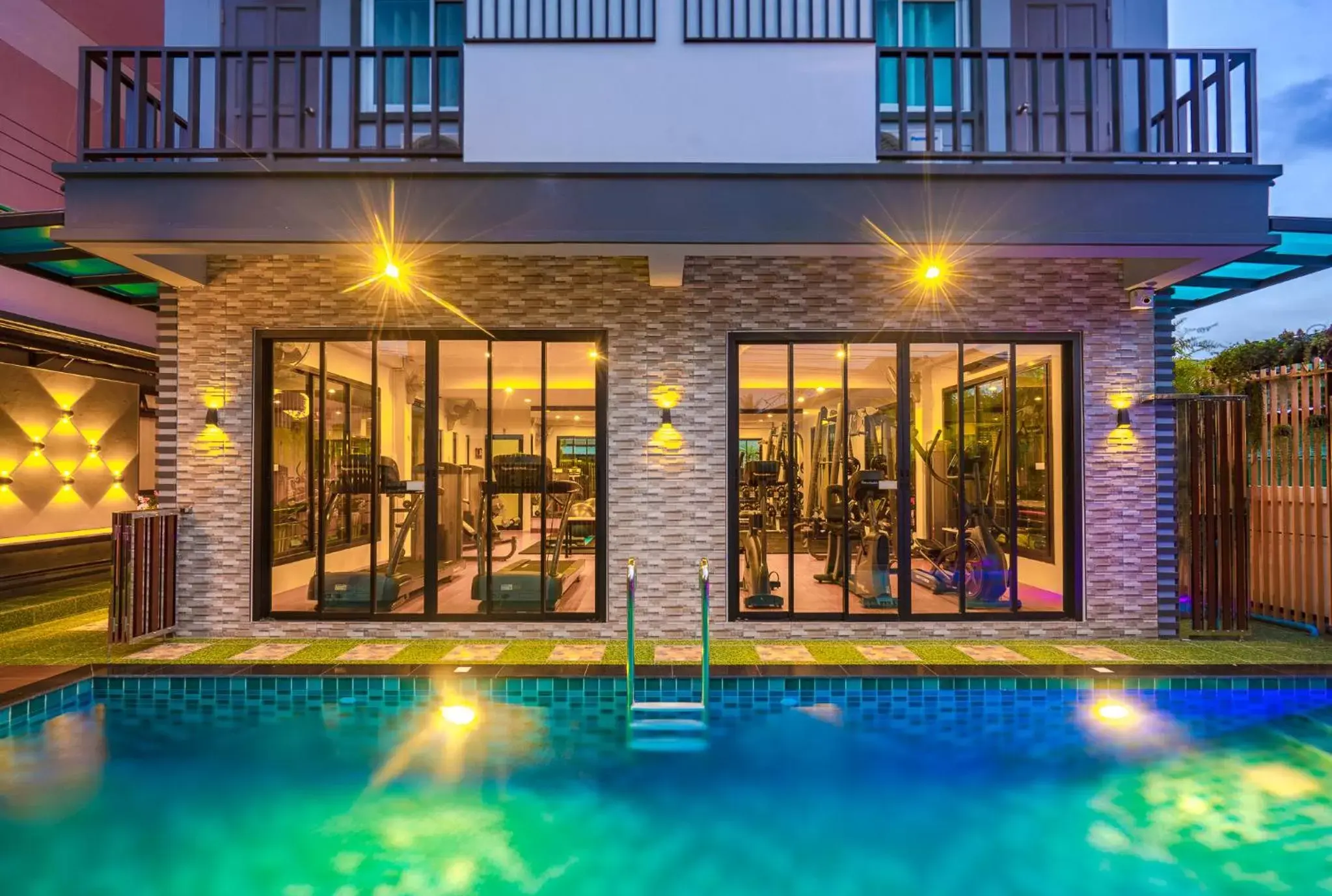 Property building in Penyos Residence Property building in Penyos Residence