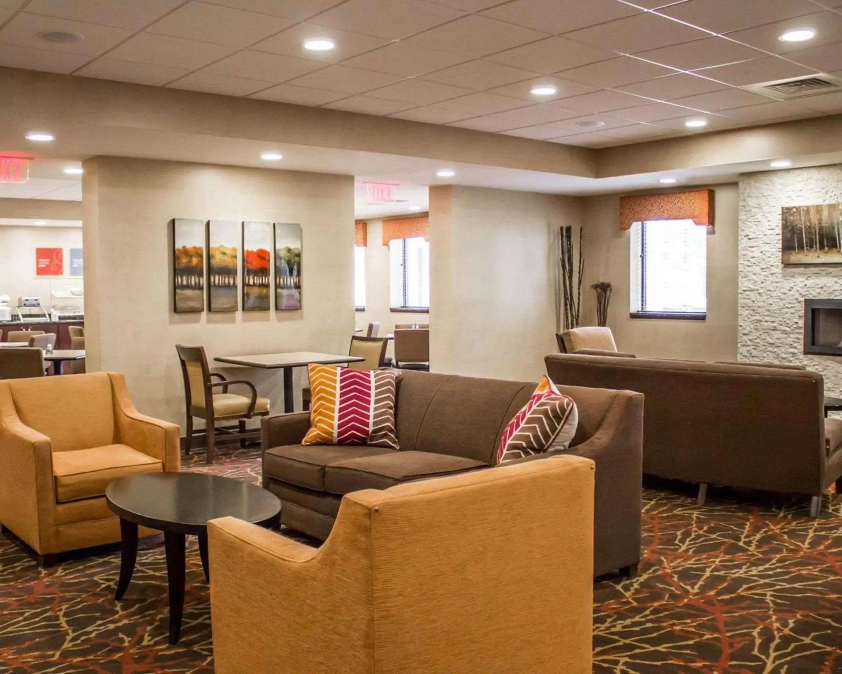 Lobby or reception in Comfort Inn & Suites Wadsworth