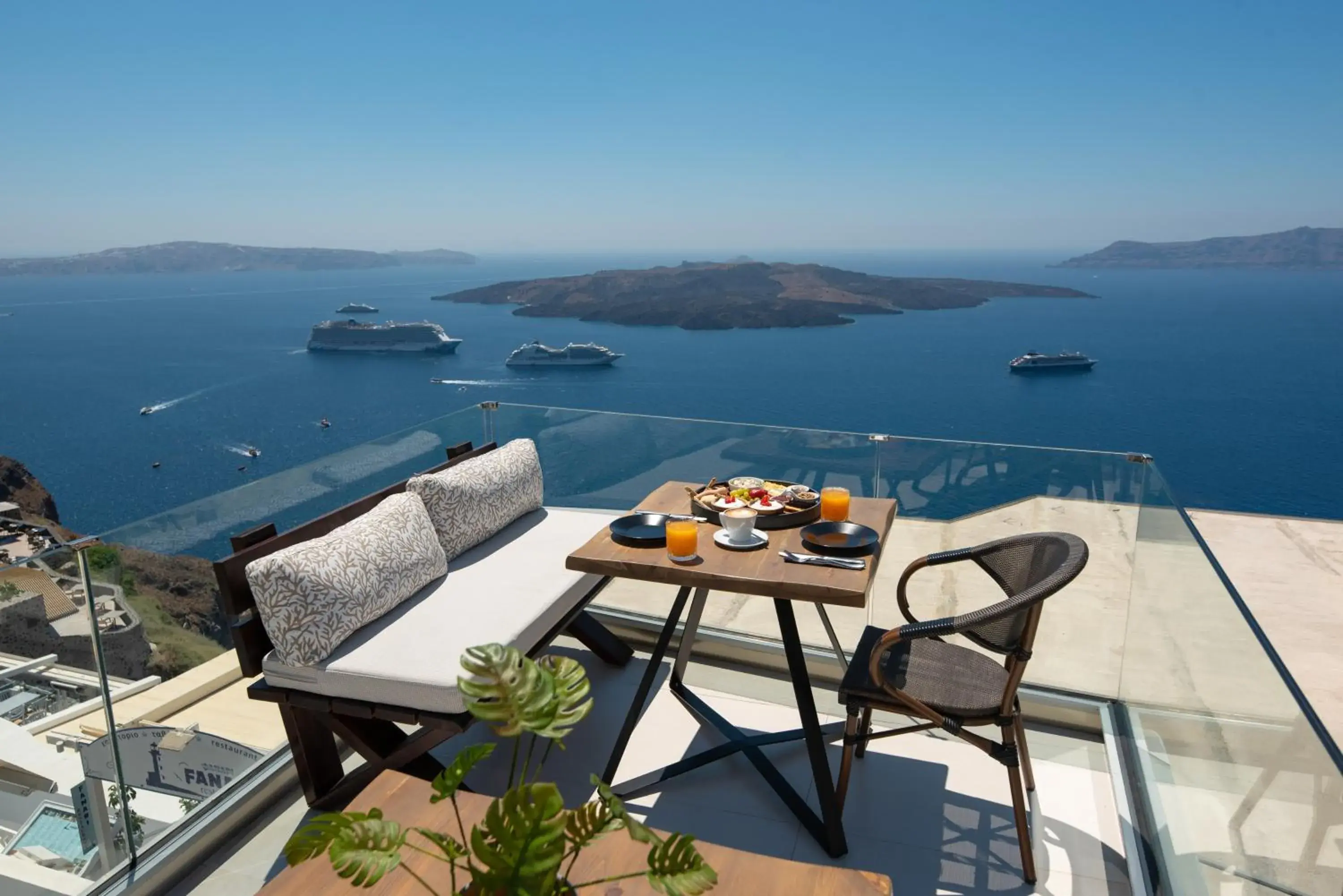 Balcony/Terrace in Daydream Luxury Suites