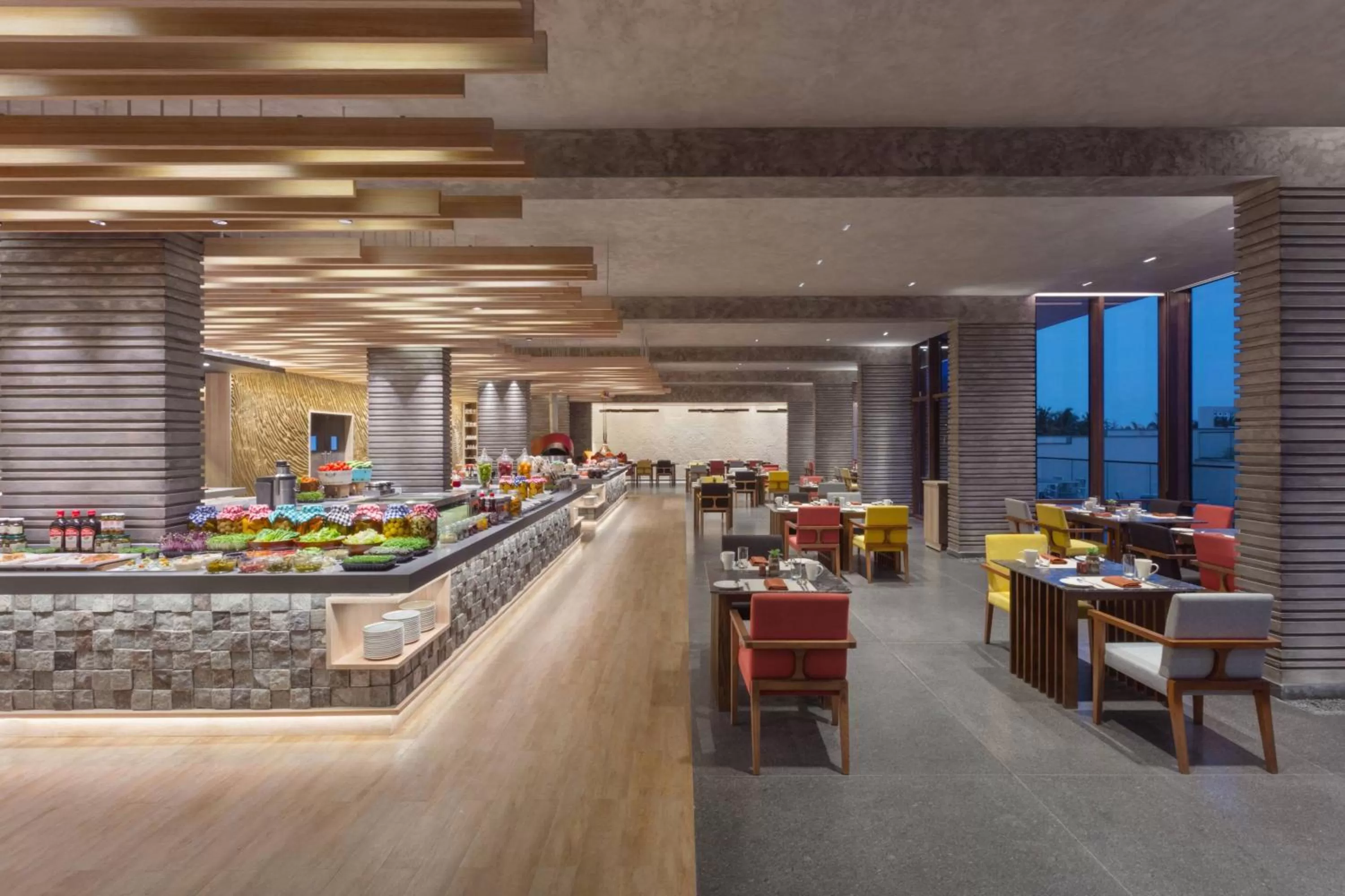 Restaurant/places to eat in Sheraton Grand Chennai Resort & Spa