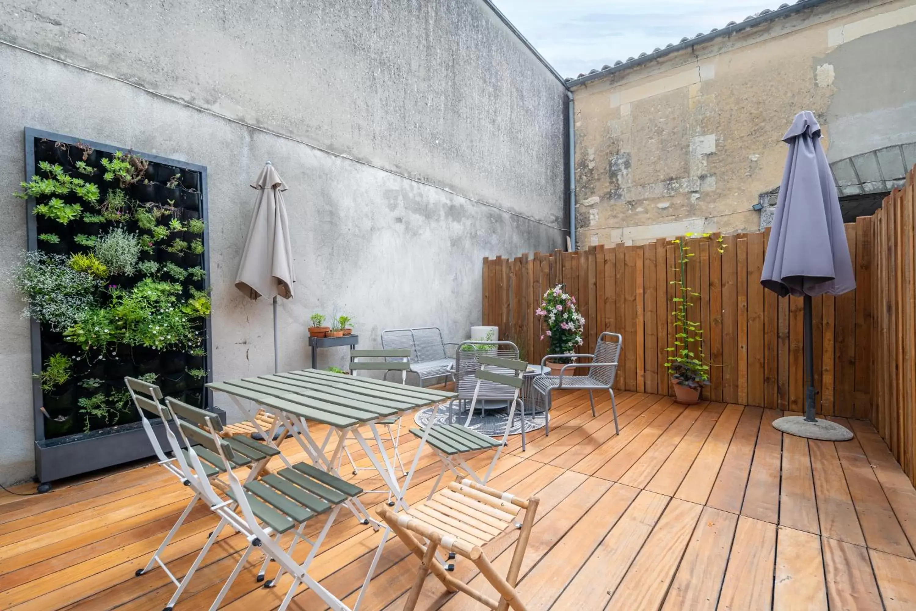 Patio in H de Surgères