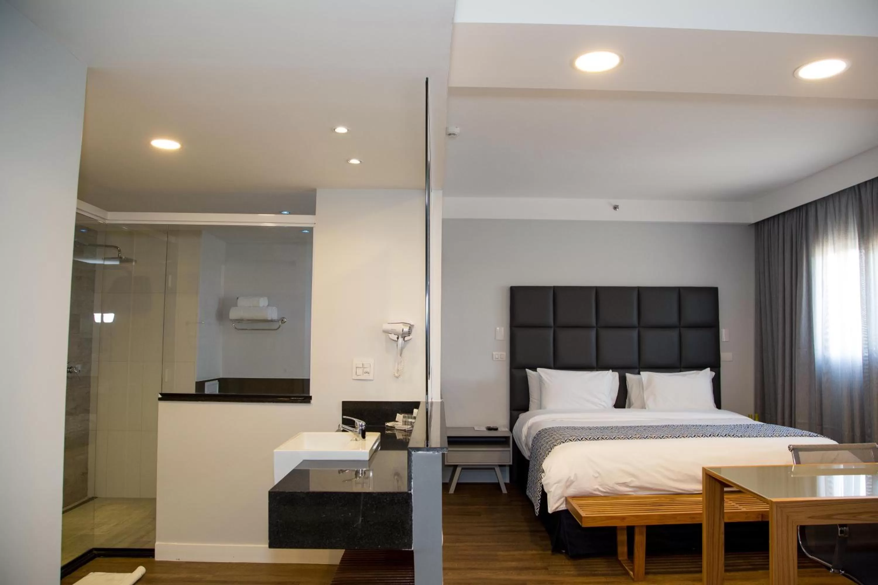 Bathroom, Bed in All Inn Sorocaba