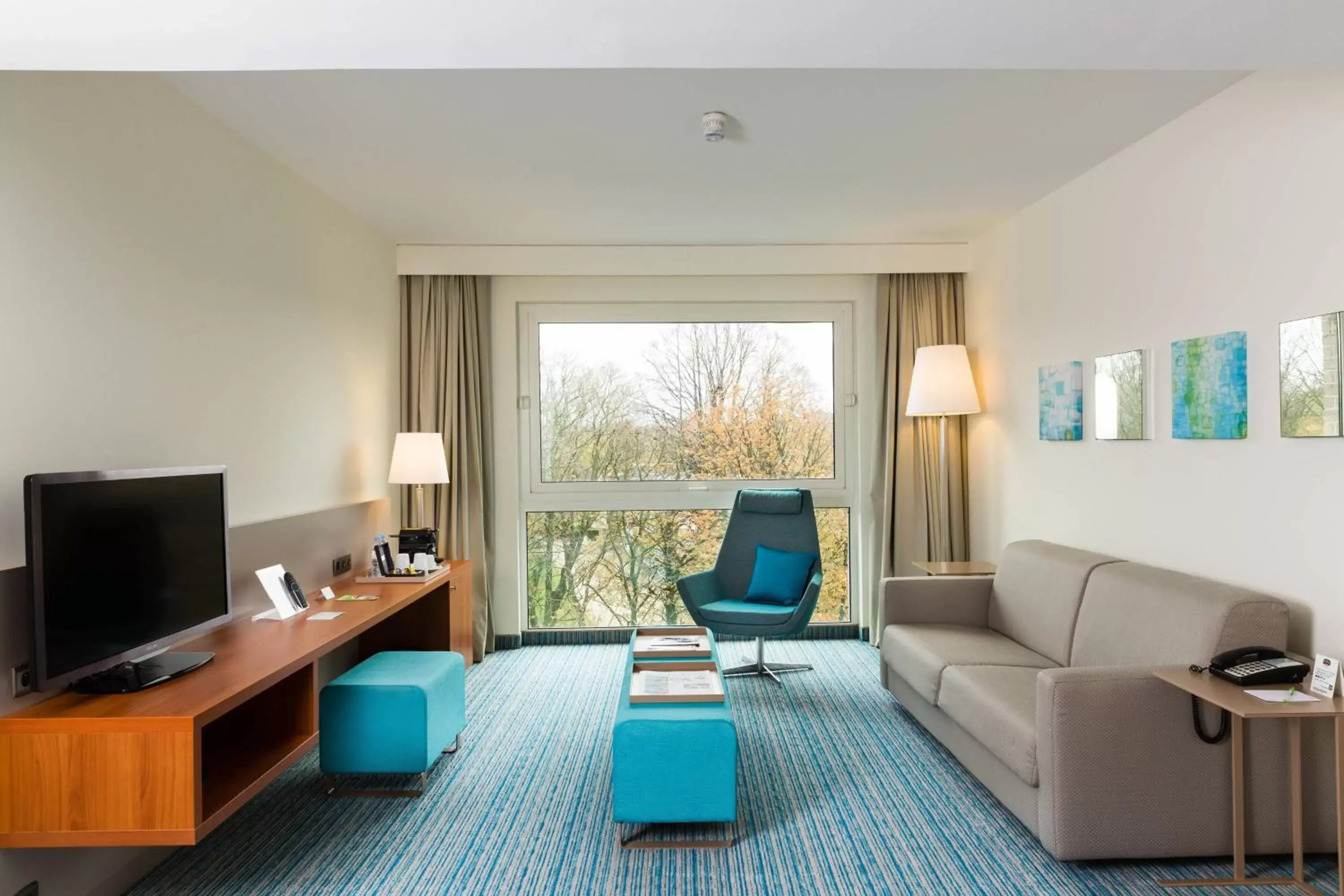 Living room, Seating Area in Courtyard By Marriott Brussels