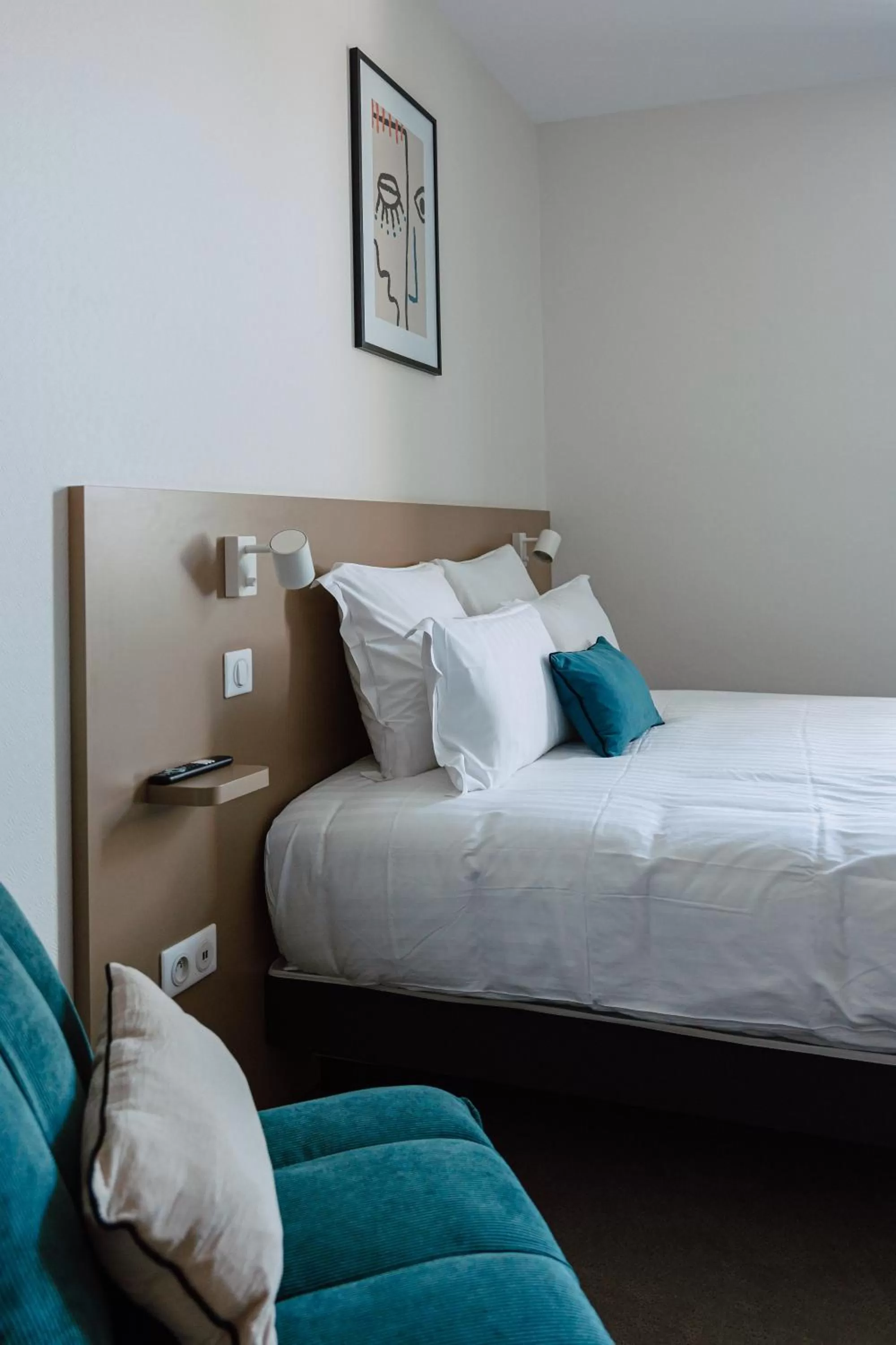 Bed in Mage hôtels - Hôtel la grenette - Brasserie Bonté Divine