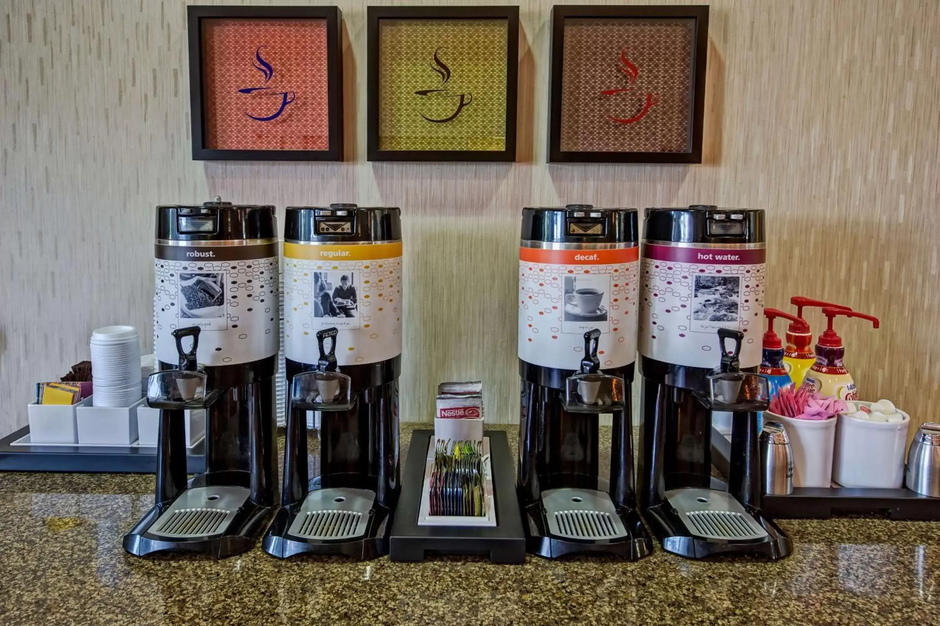 Lobby or reception in Hampton Inn Clarksville