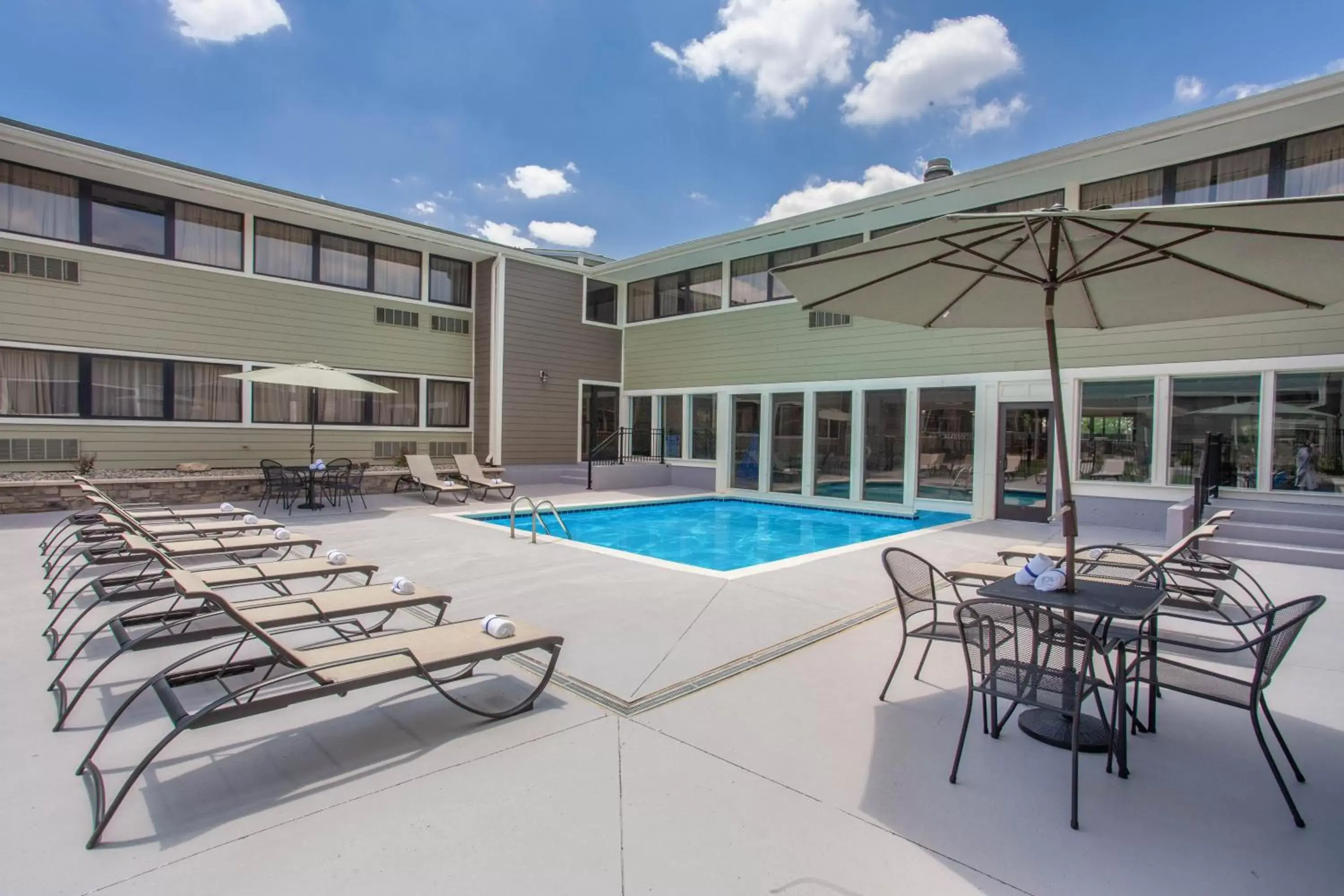 Pool view, Swimming Pool in Wyndham Garden Fort Wayne