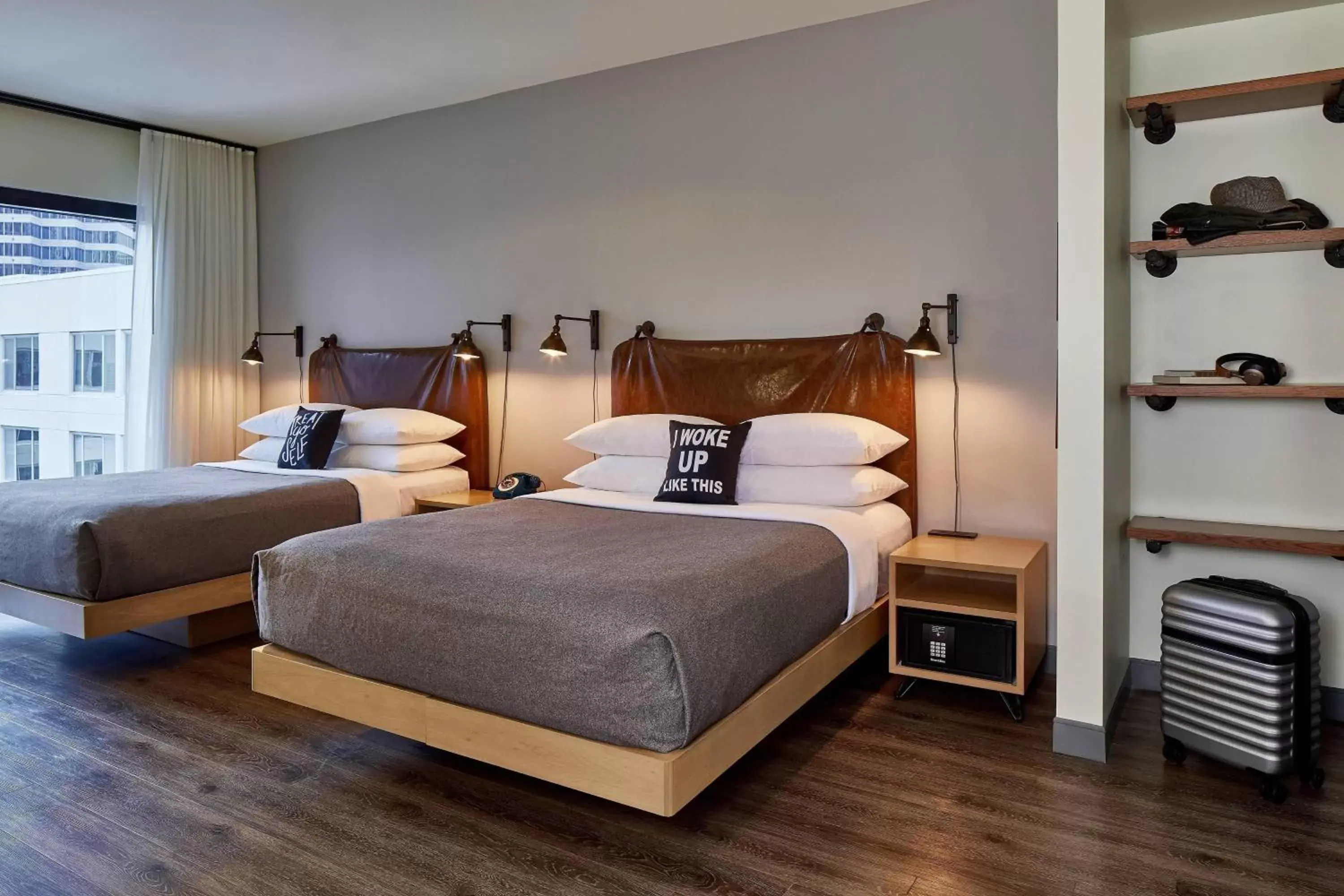 Bedroom, Bed in Moxy Atlanta Midtown