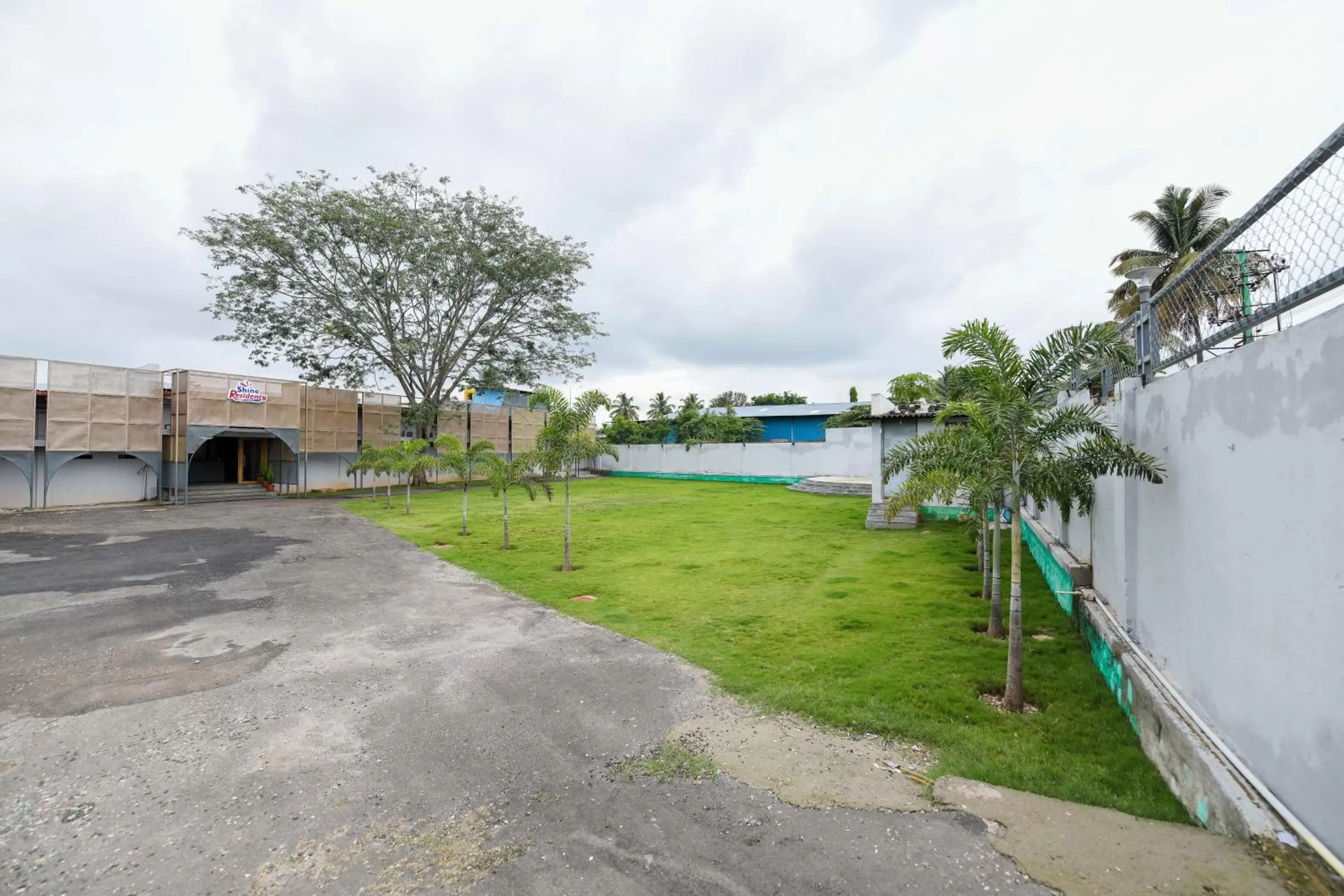 Garden in Shine Residency