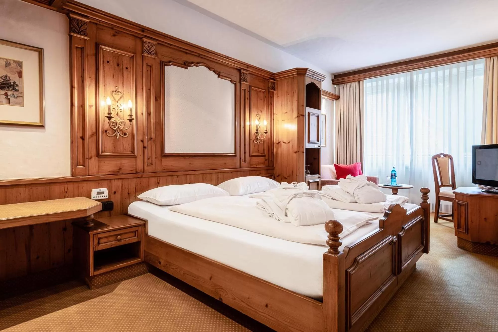 Photo of the whole room, Bed in VILA VITA Burghotel Dinklage